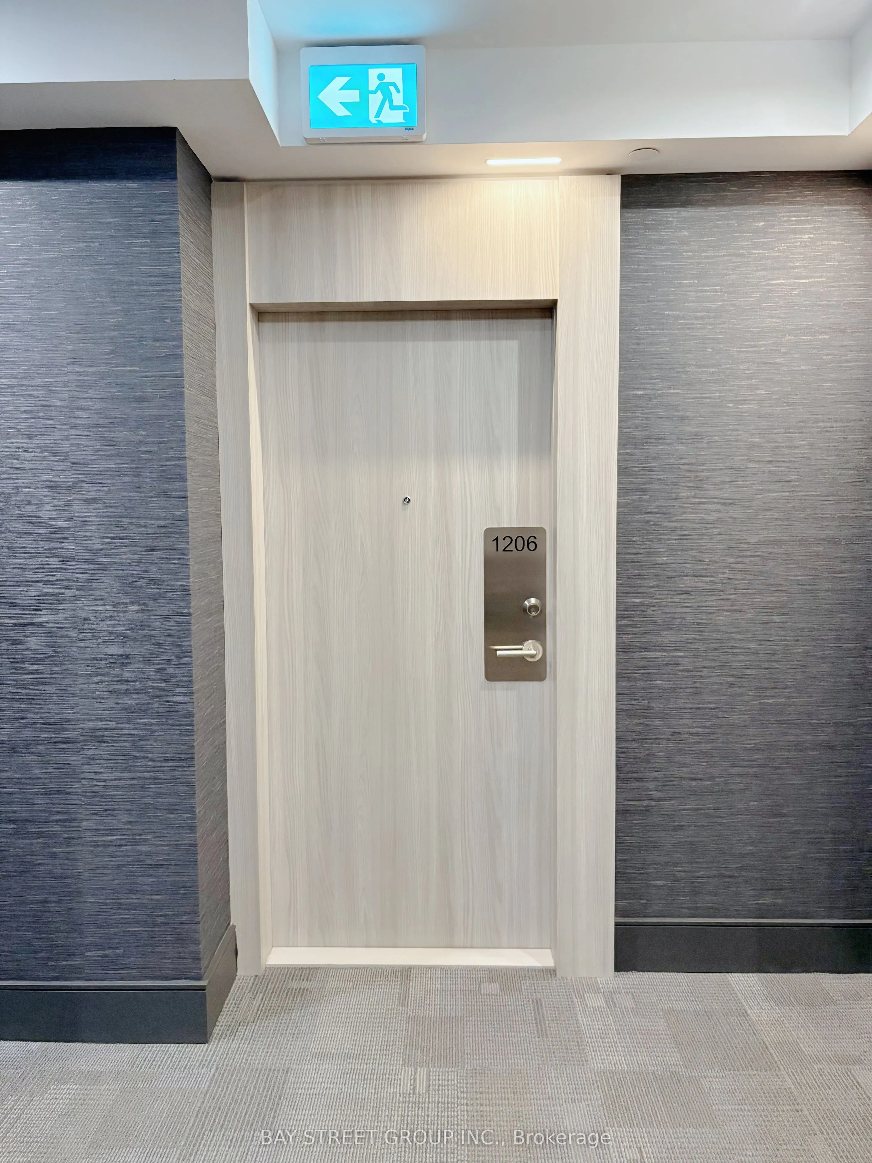 75 Canterbury Place, #1206