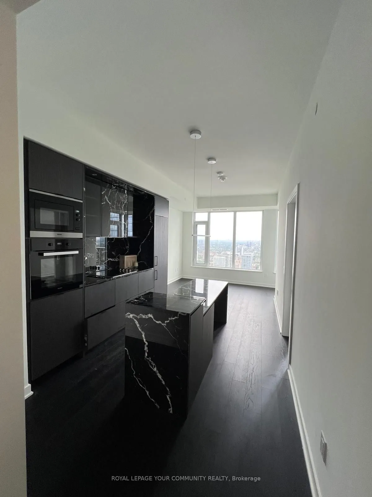 11 Yorkville Avenue, #4710