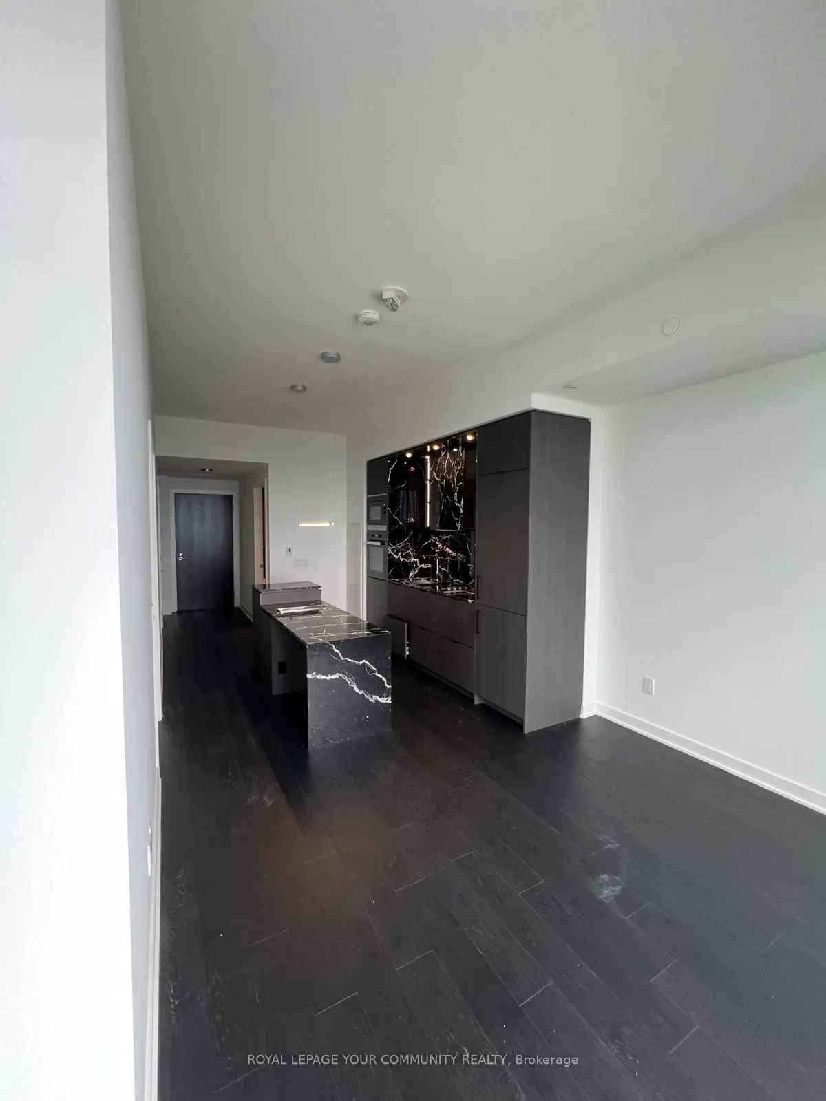 11 Yorkville Avenue, #4710