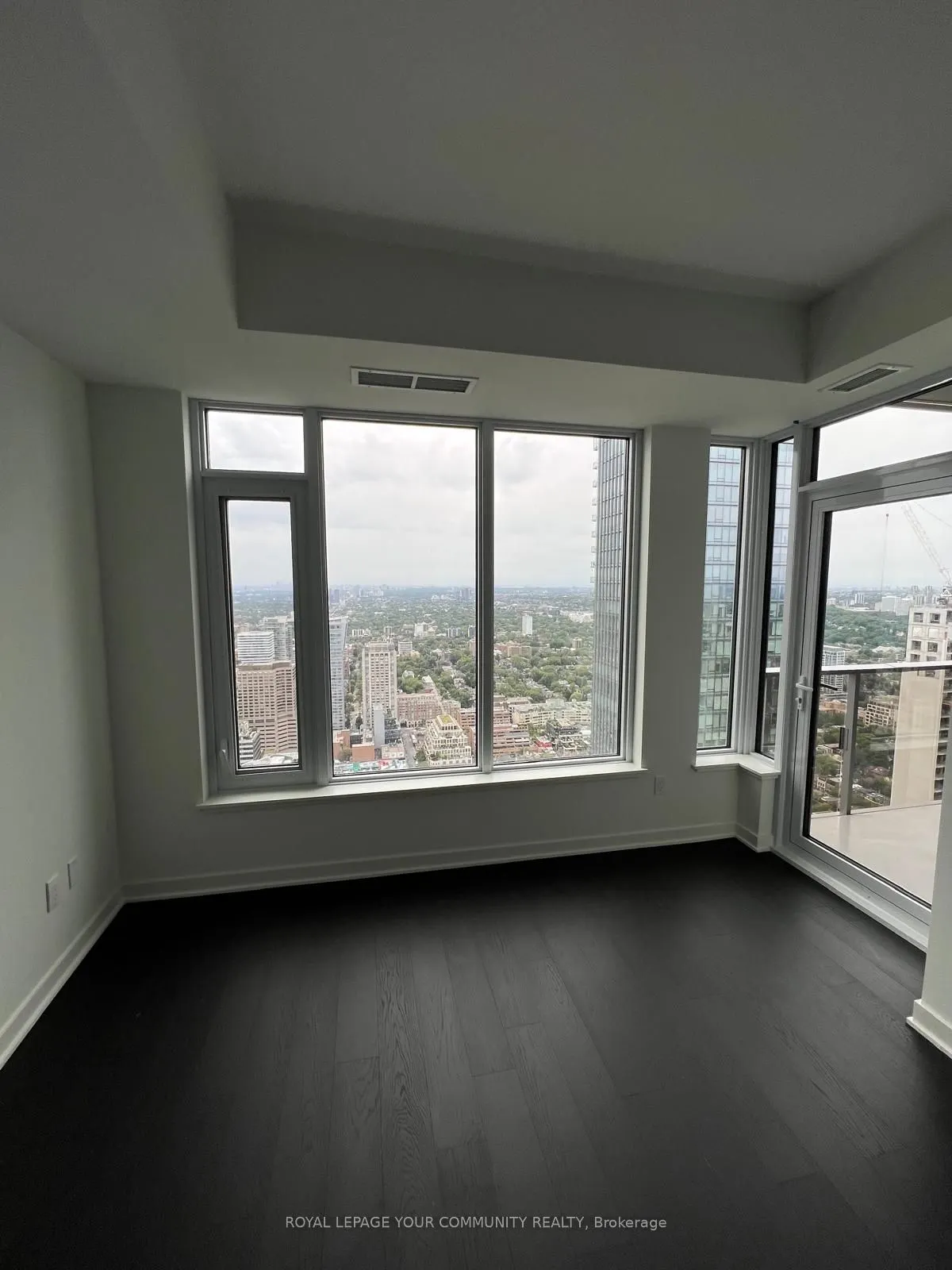 11 Yorkville Avenue, #4710