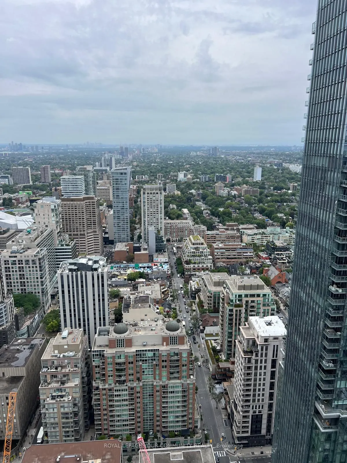 11 Yorkville Avenue, #4710