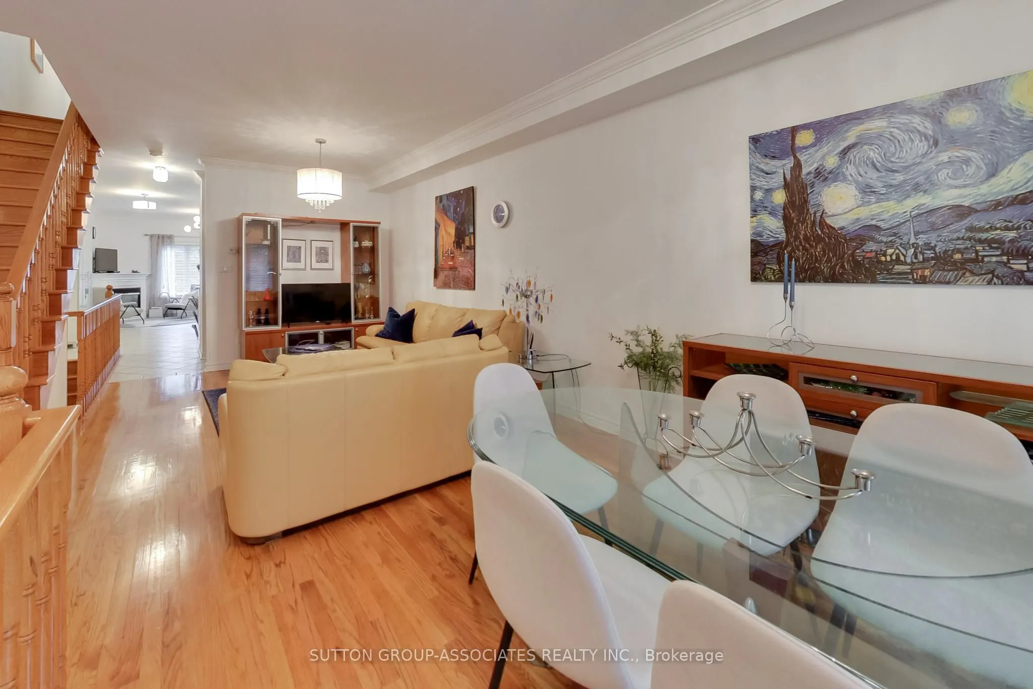 15B Robina Avenue
