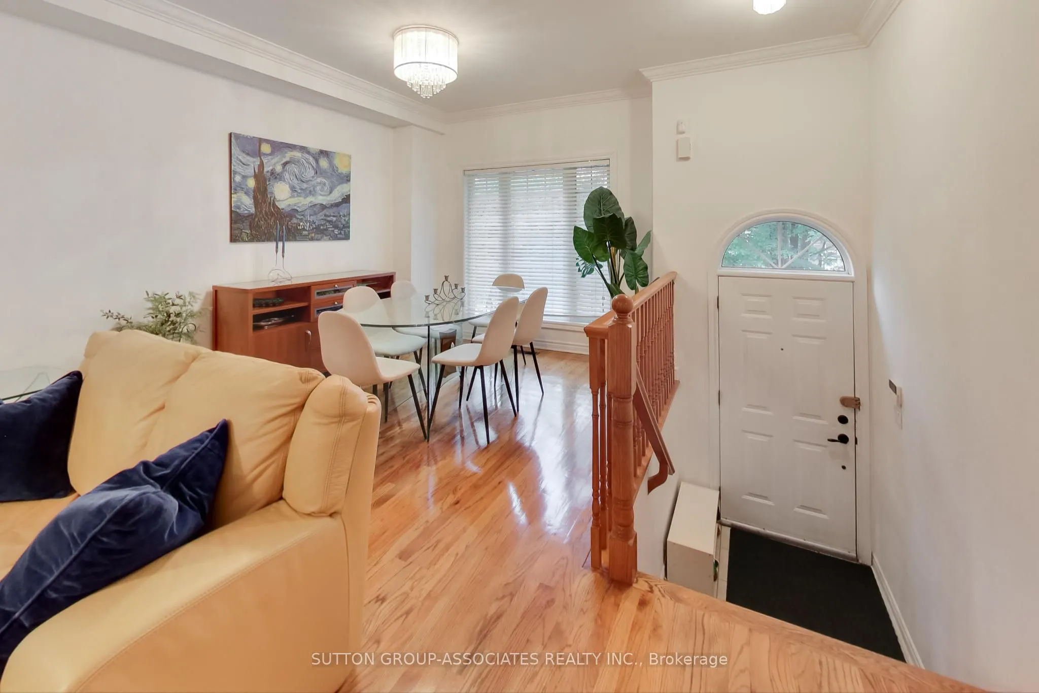 15B Robina Avenue