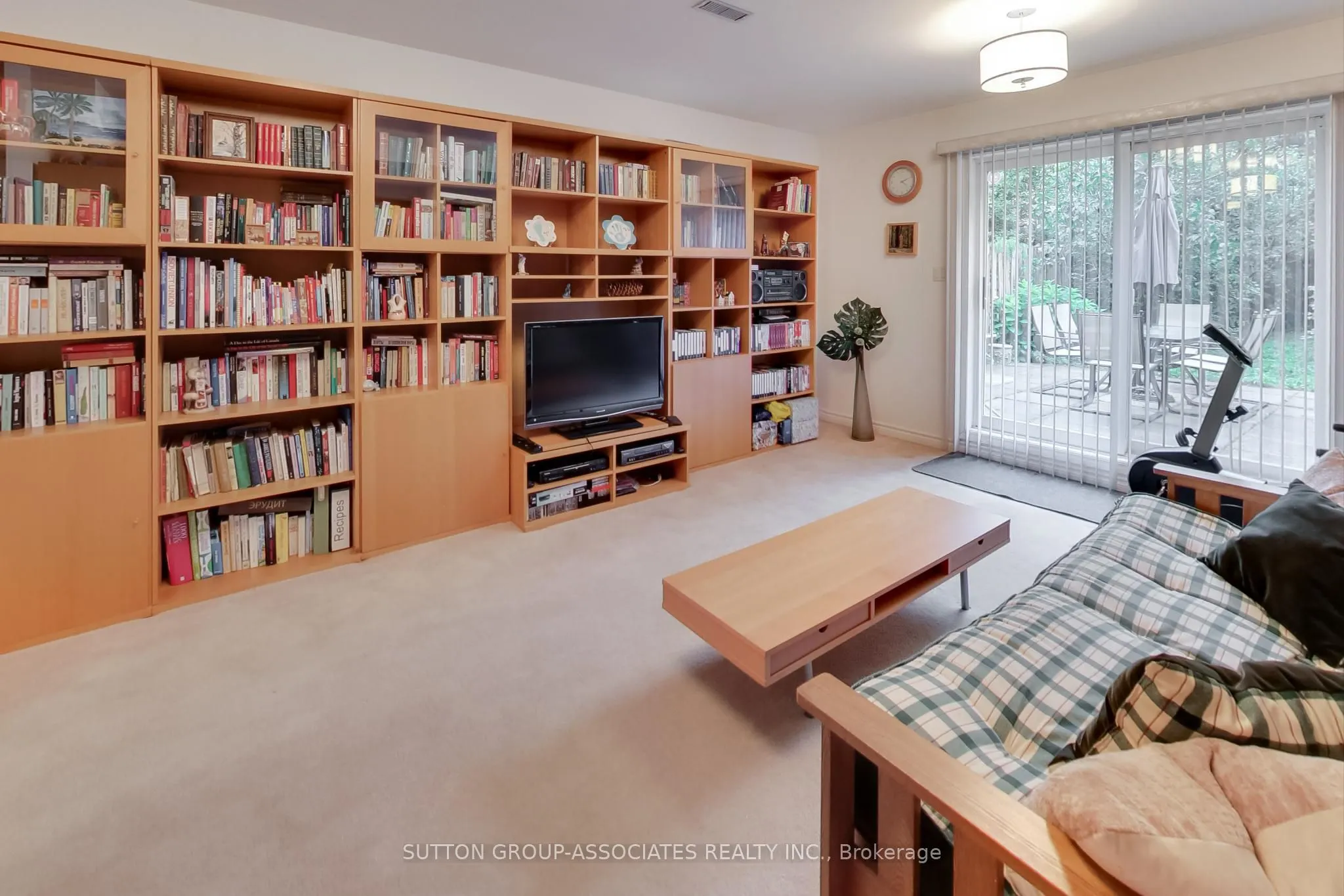 15B Robina Avenue