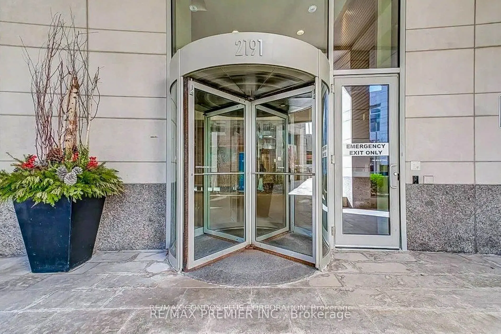 2191 Yonge Street, #1512