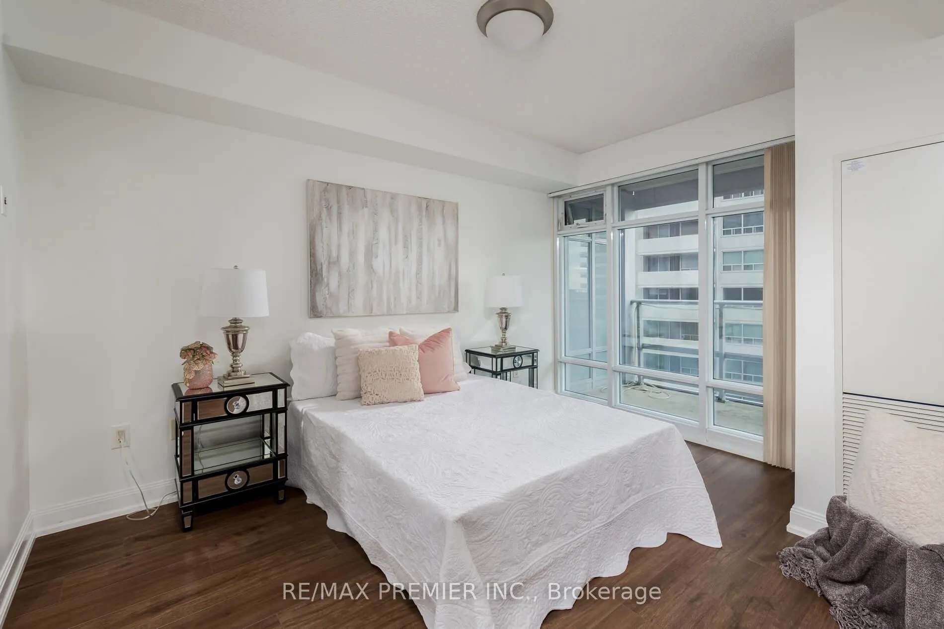 2191 Yonge Street, #1512