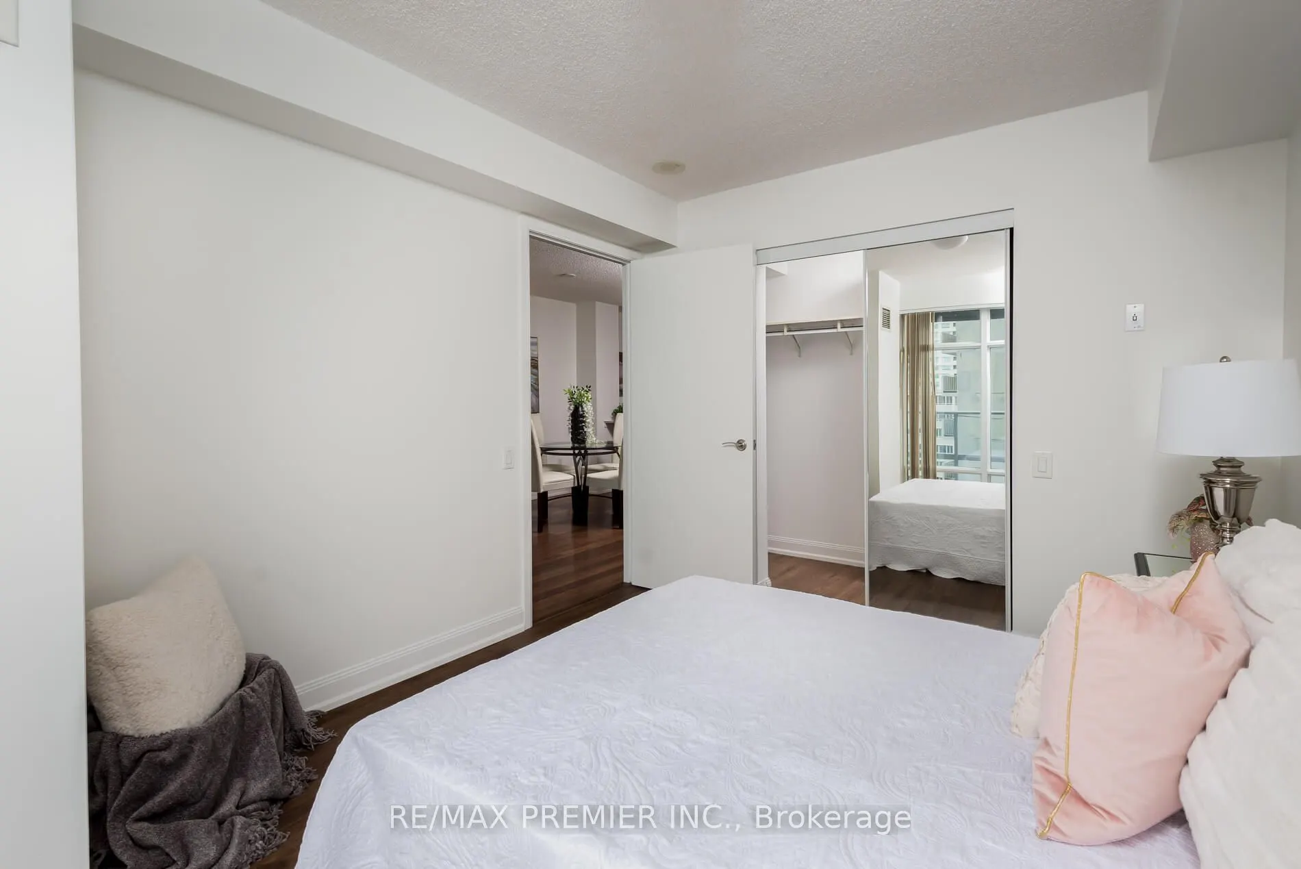 2191 Yonge Street, #1512