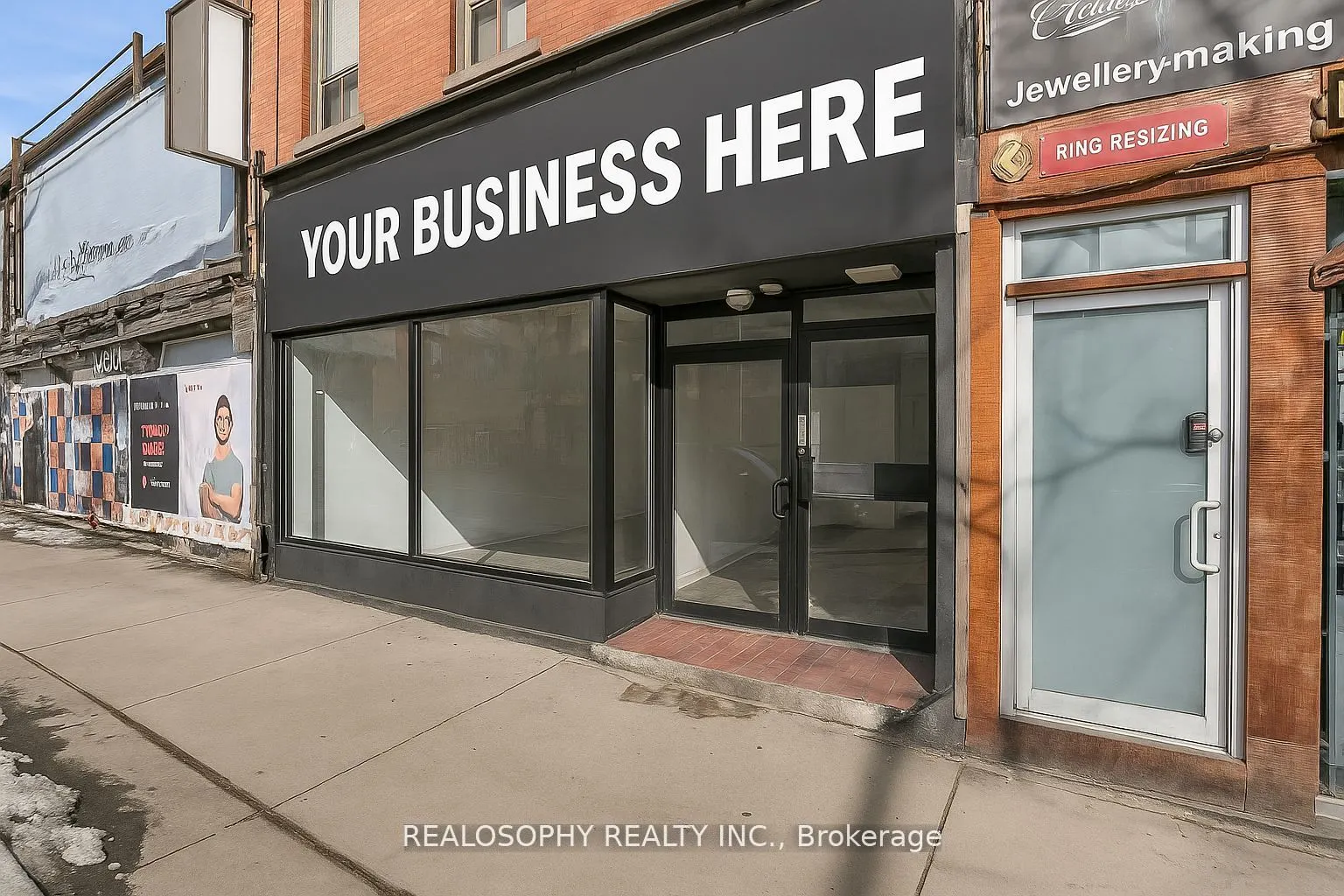 518 Queen Street W