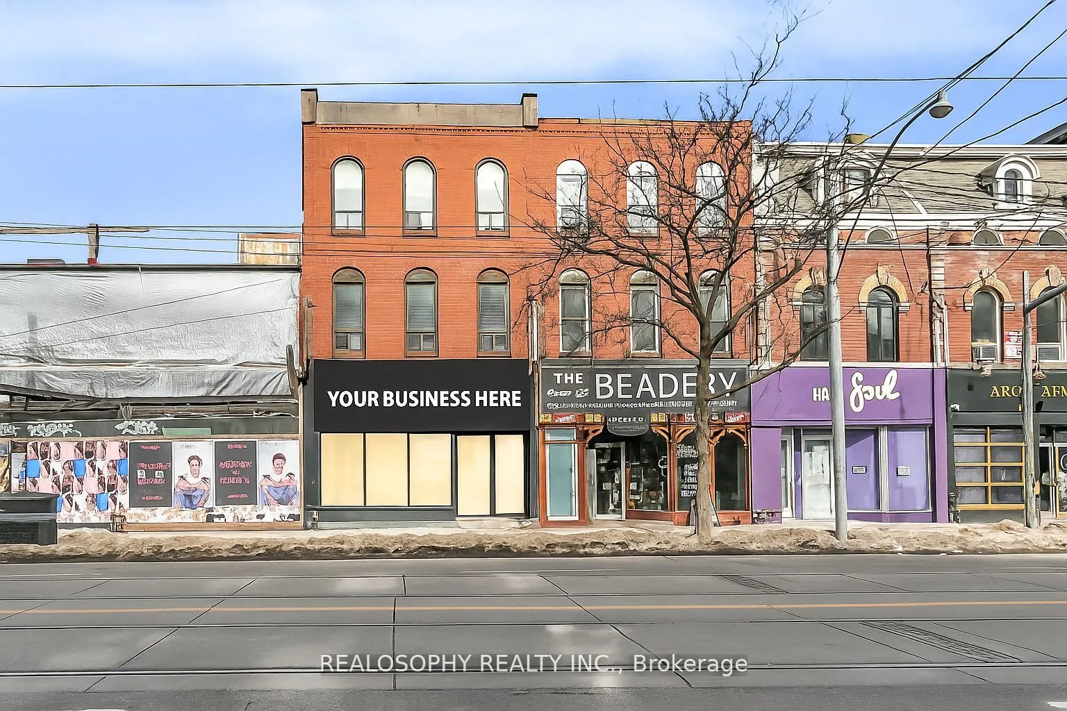 518 Queen Street W