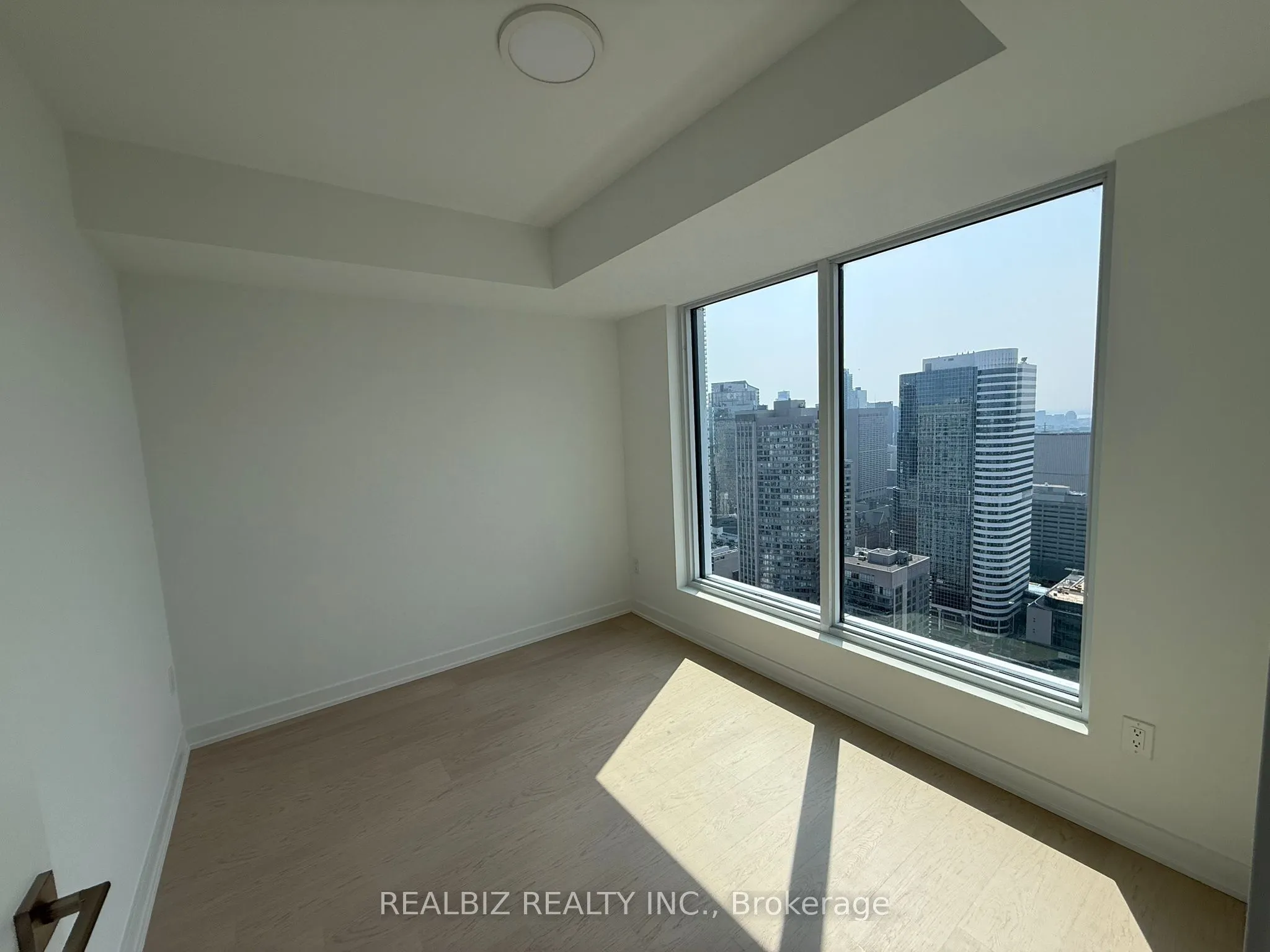252 Church Street, #4701