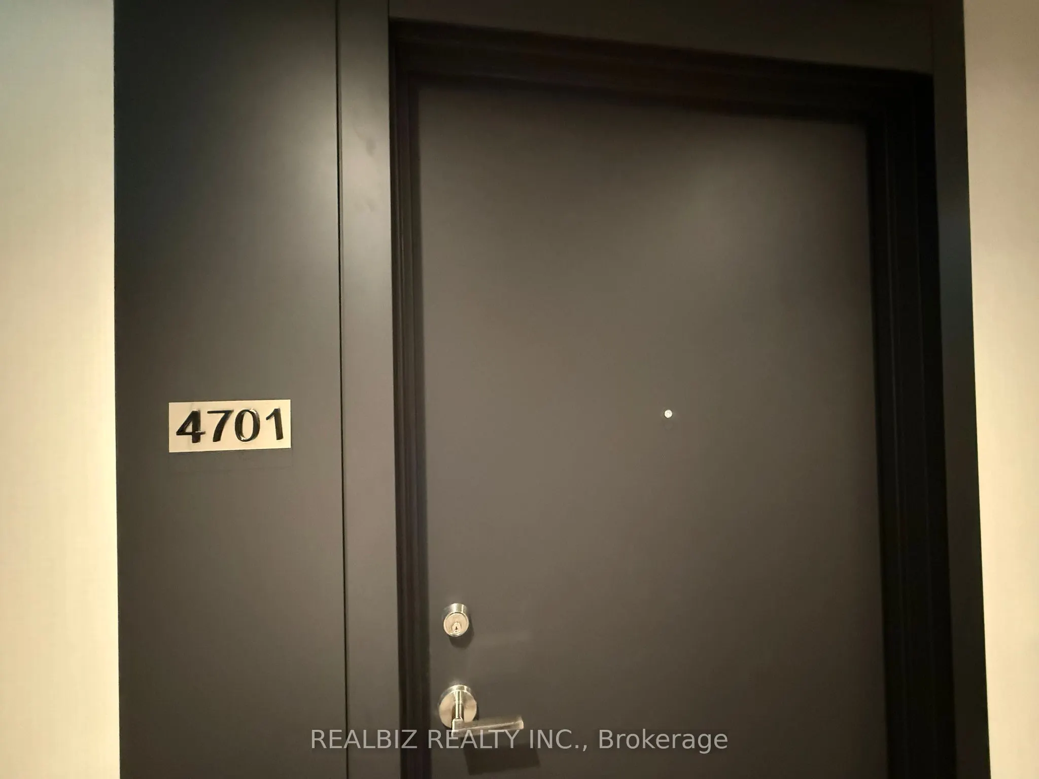 252 Church Street, #4701