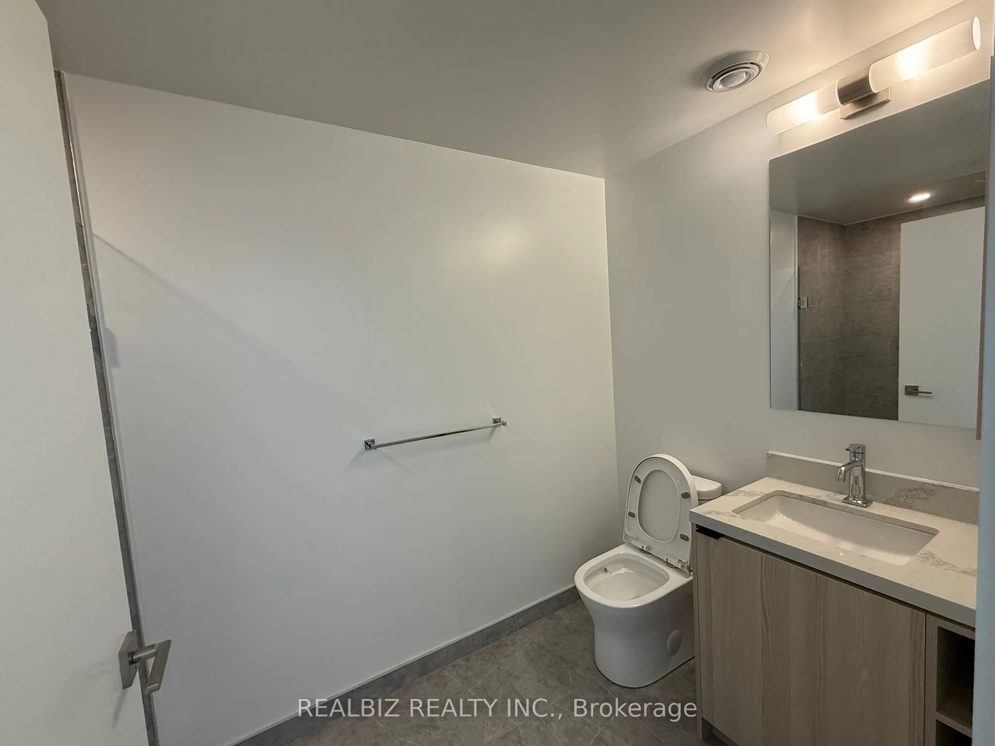 252 Church Street, #4701