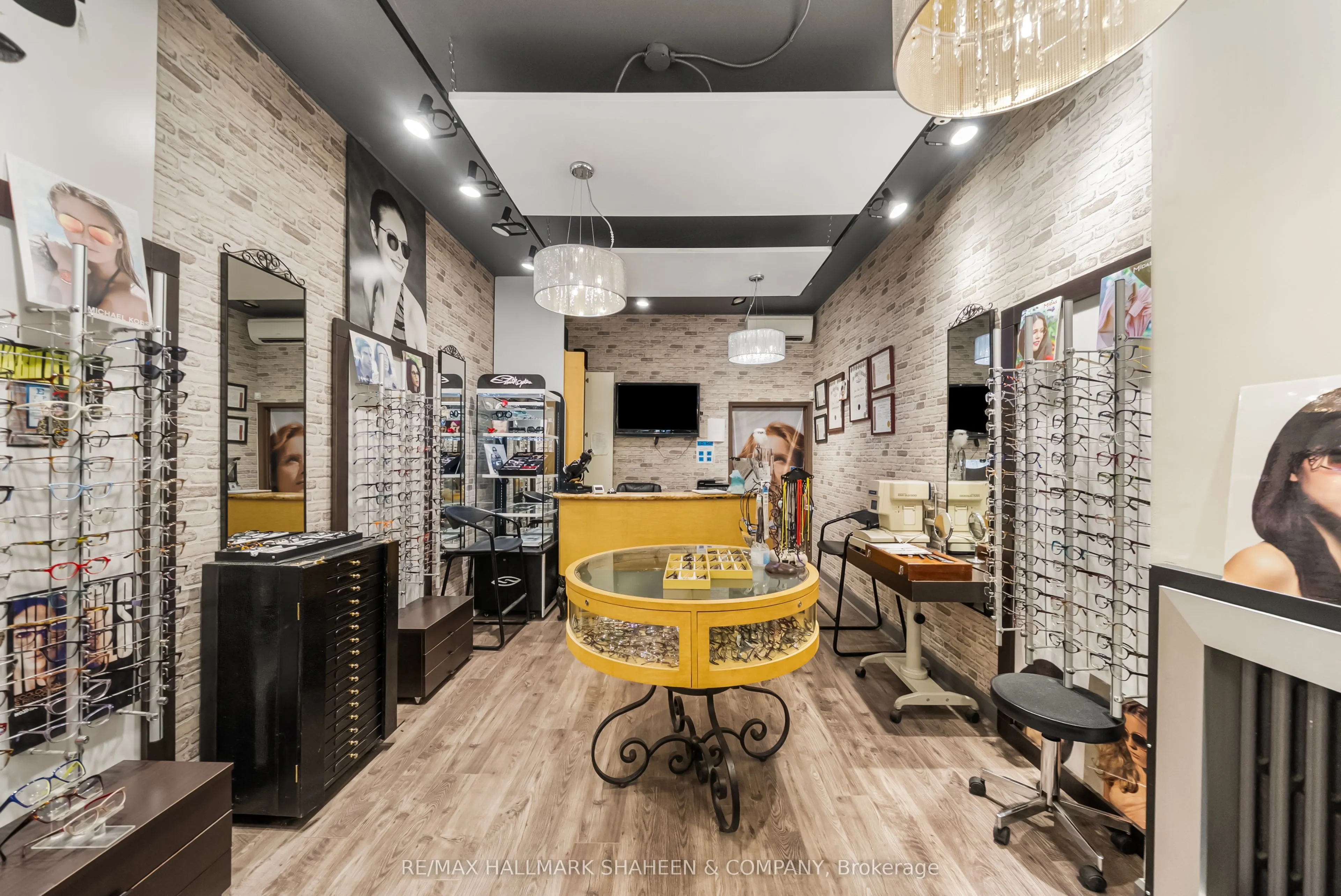 1126 Eglinton Avenue W