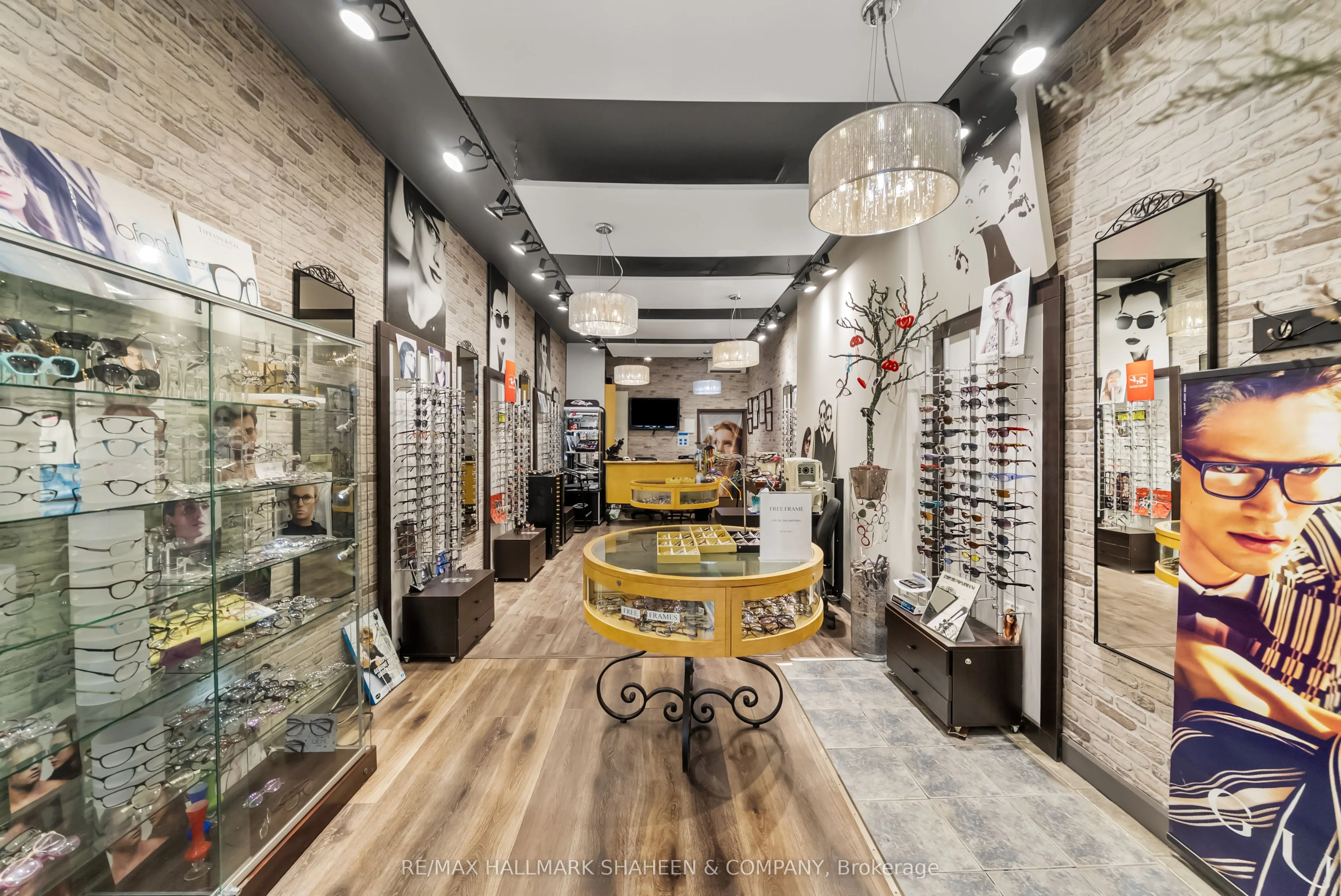 1126 Eglinton Avenue W