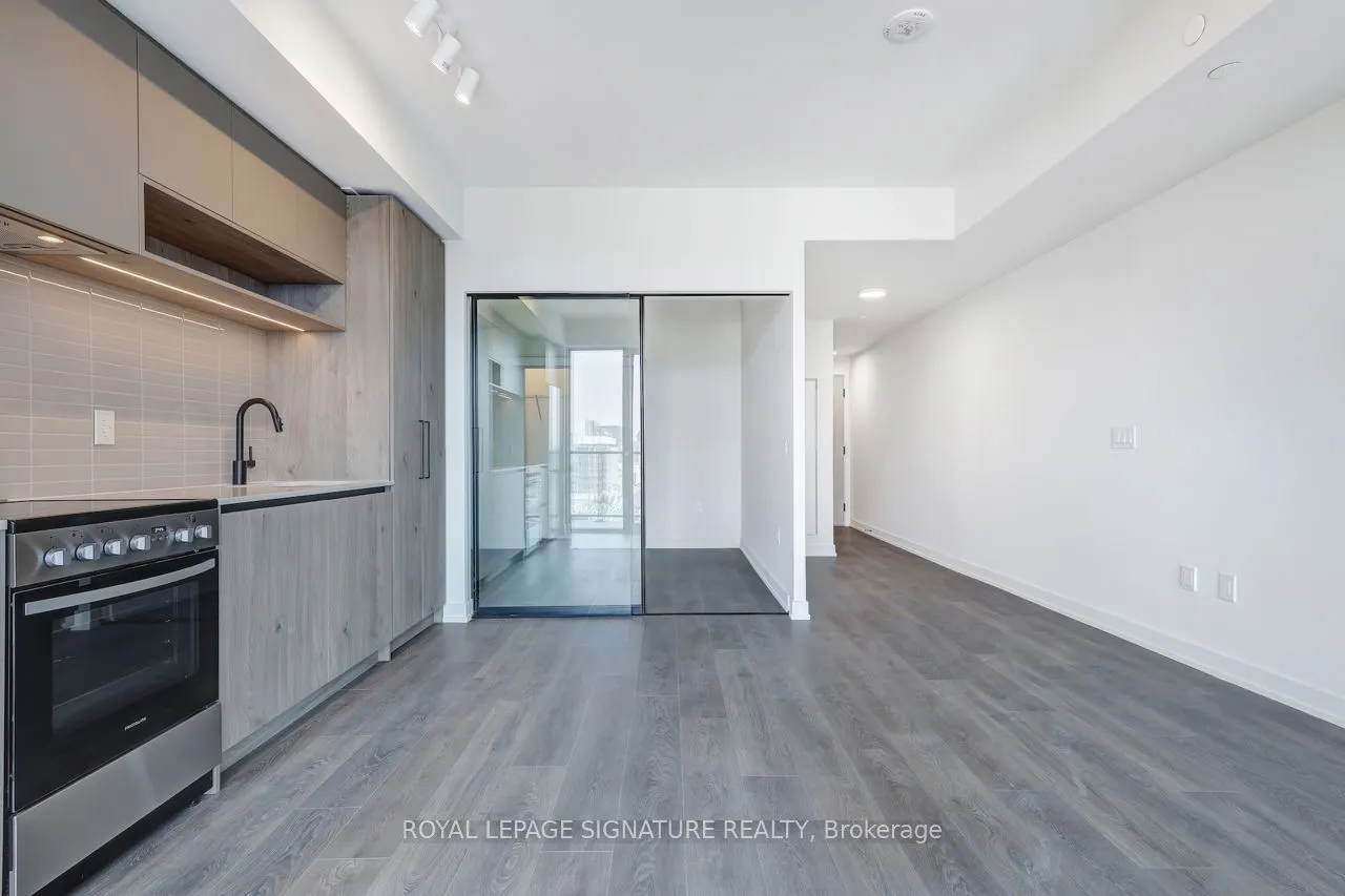 181 Sterling Road, #1218