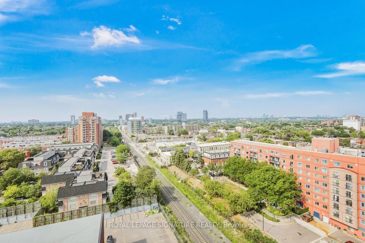 181 Sterling Road, #1218