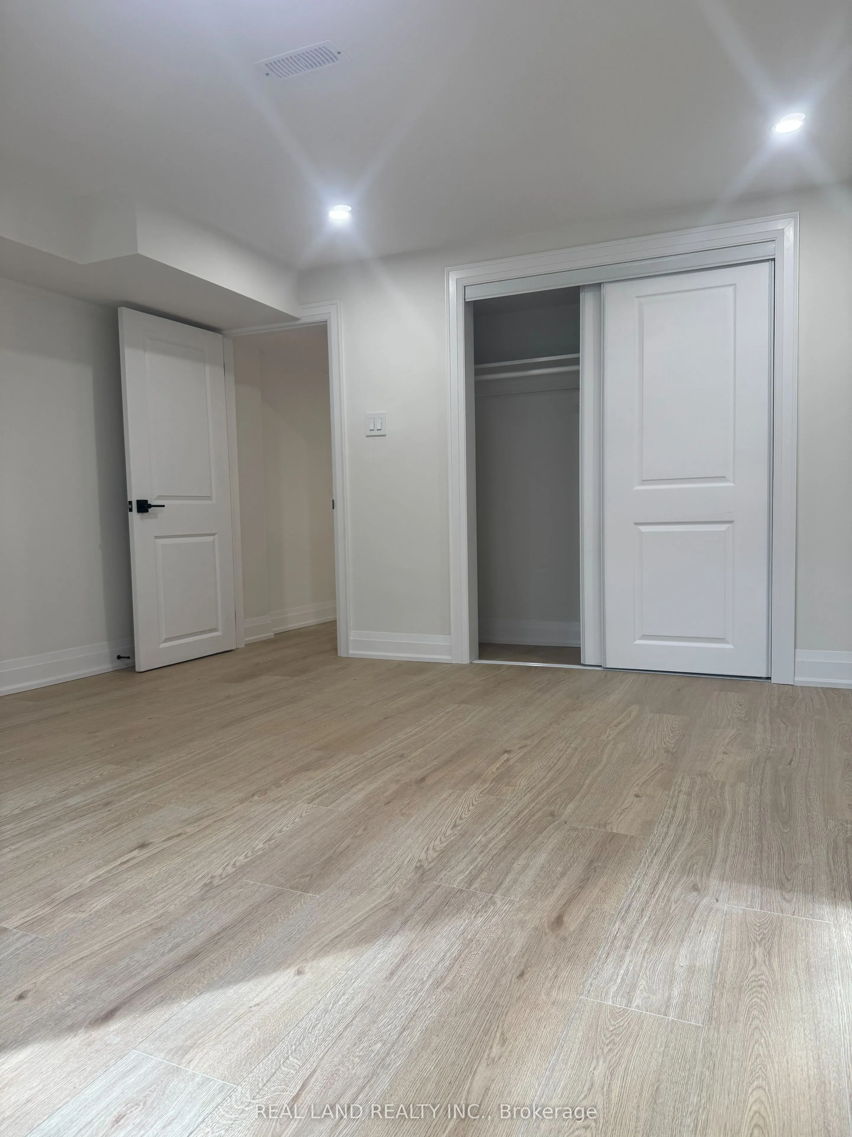 7 Warlock Crescent, #Basement 2
