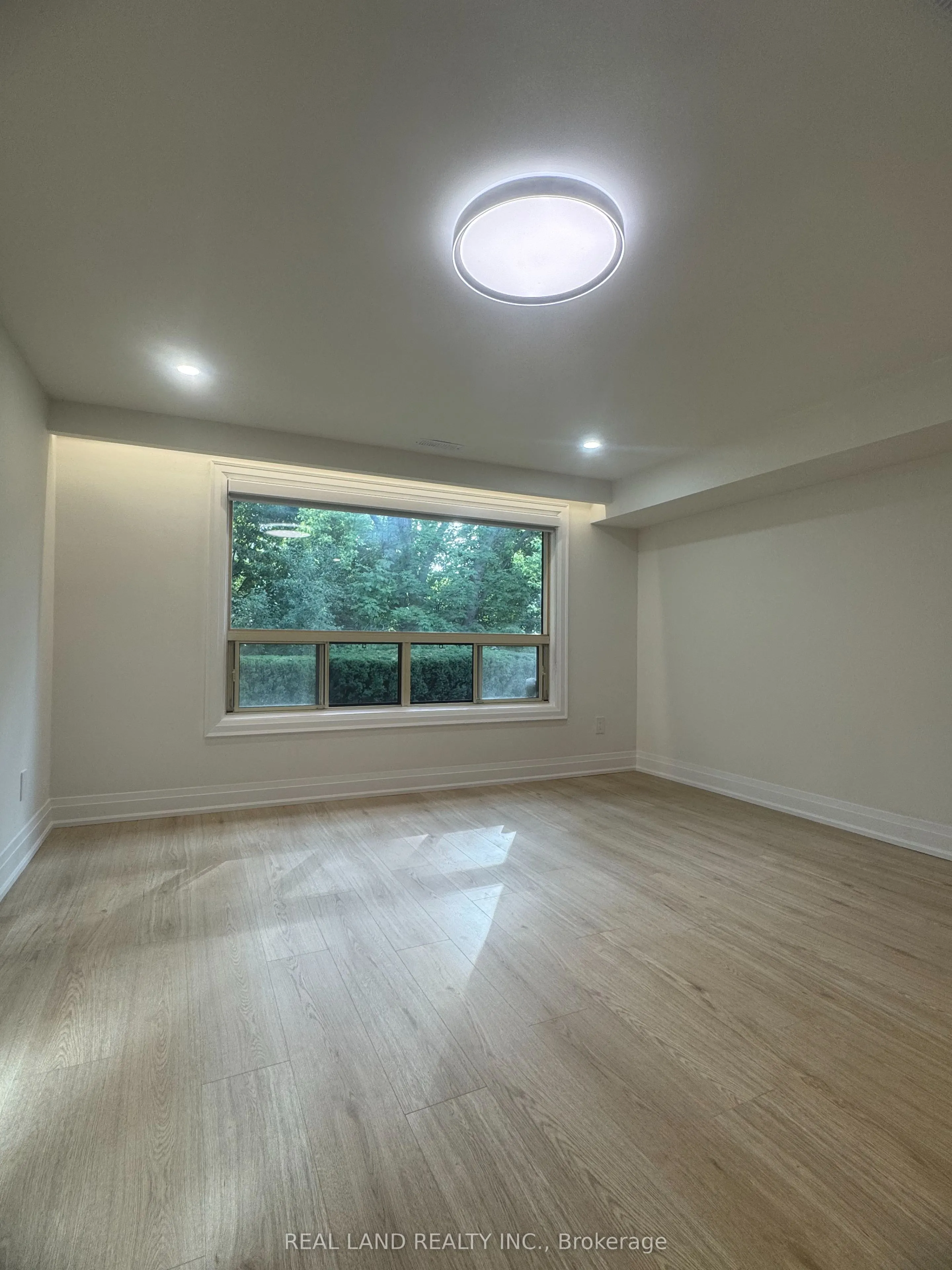 7 Warlock Crescent, #Basement 2