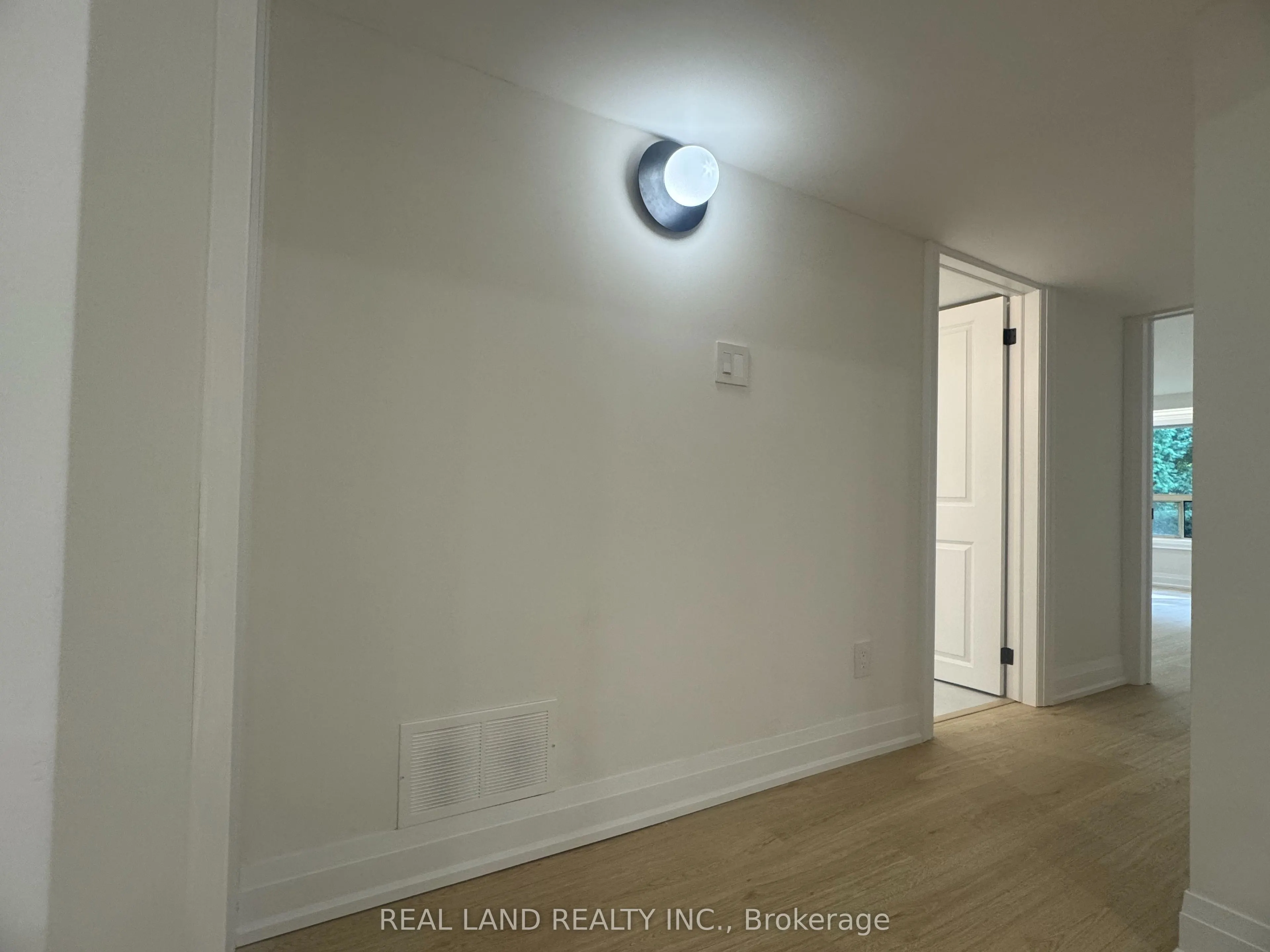 7 Warlock Crescent, #Basement 2