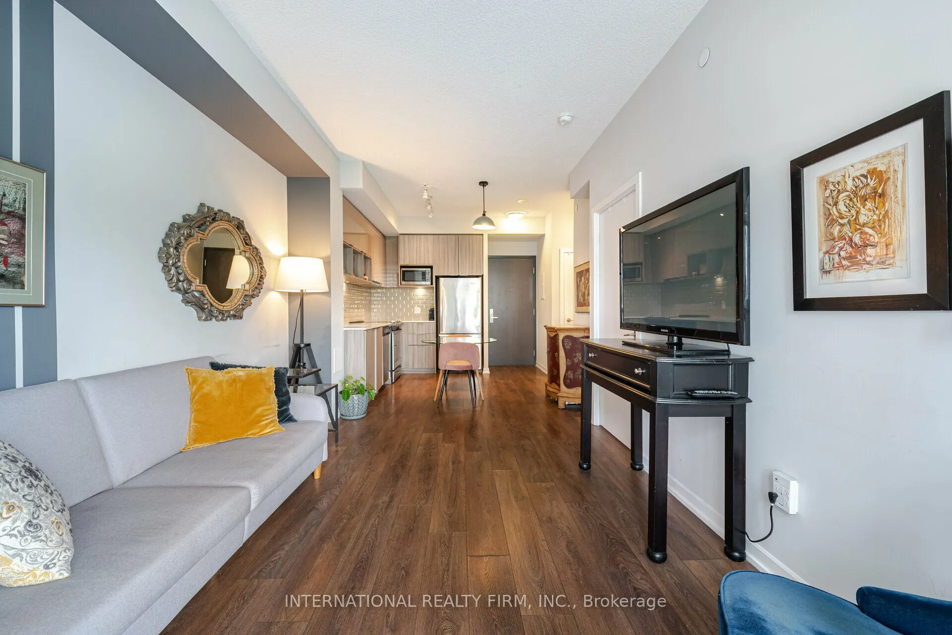 52 Forest Manor Road, #303
