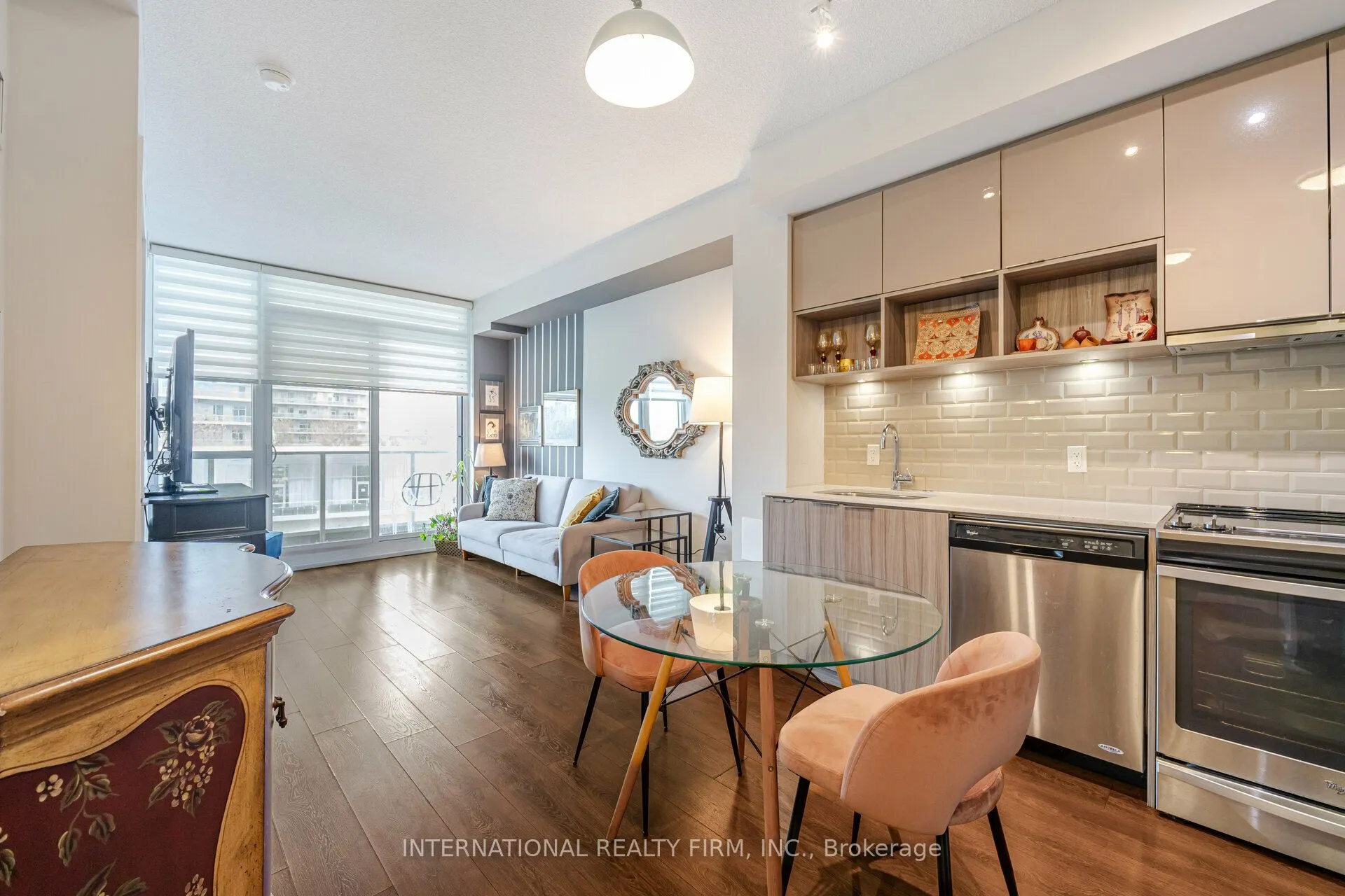 52 Forest Manor Road, #303