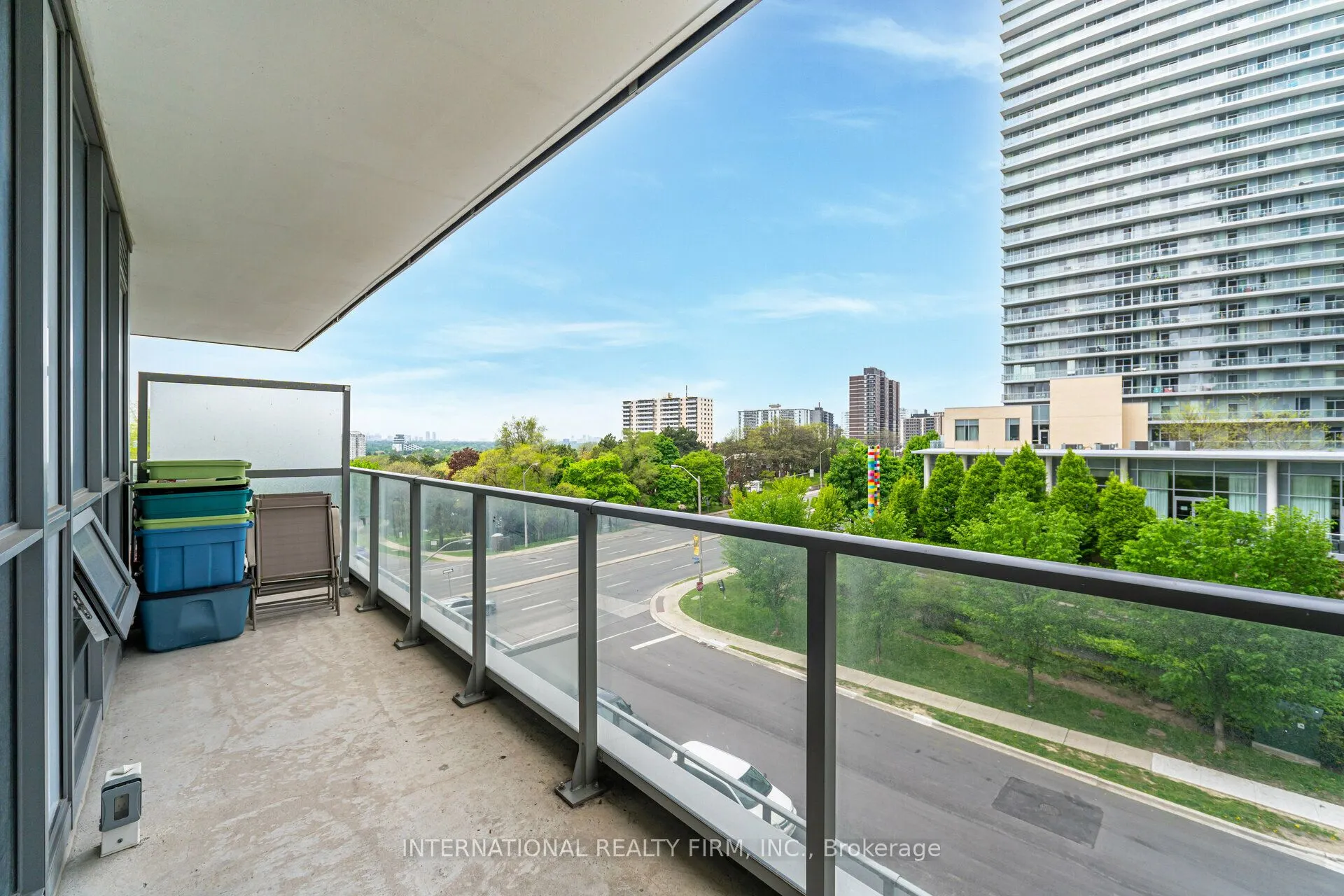 52 Forest Manor Road, #303