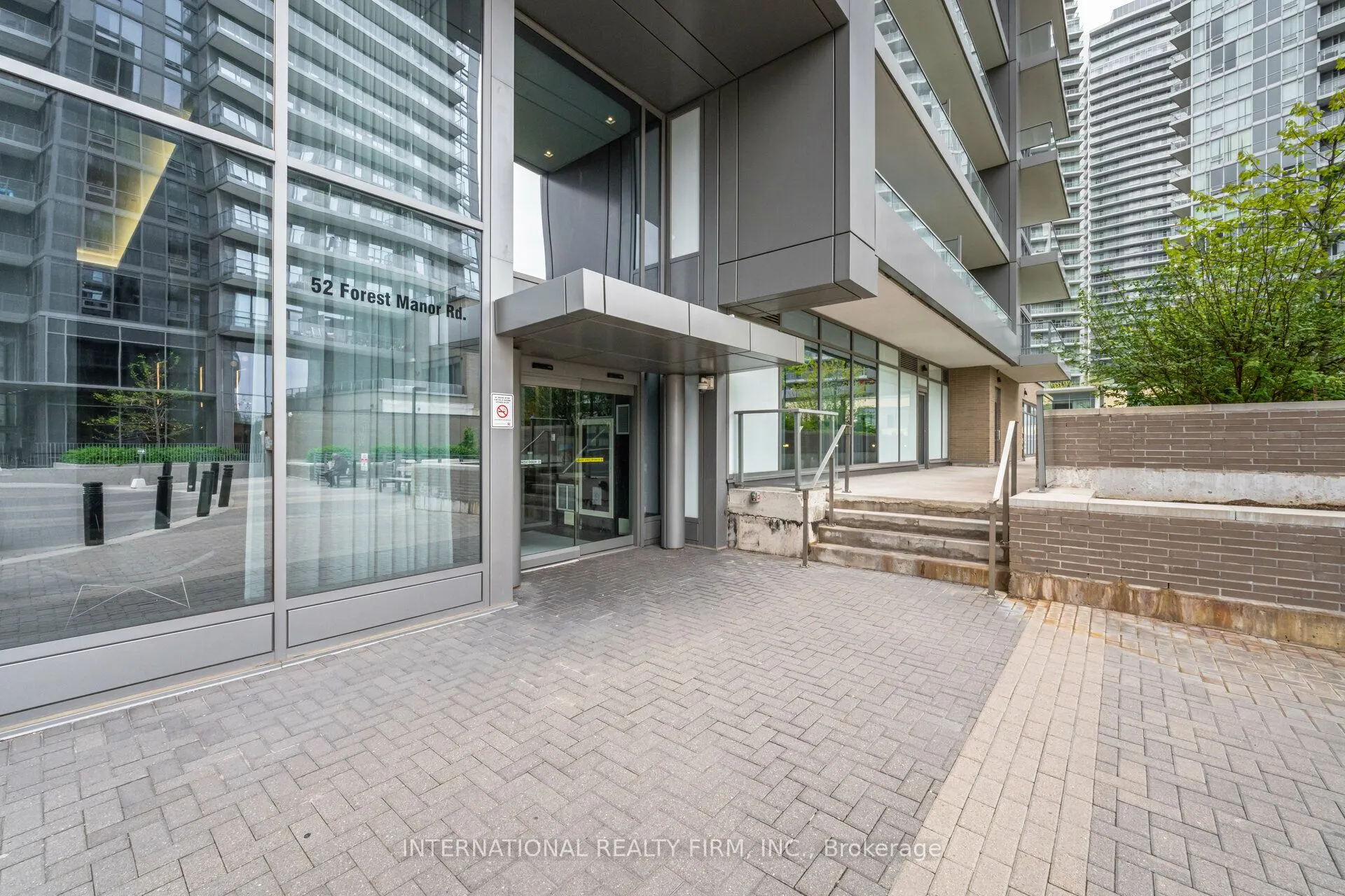 52 Forest Manor Road, #303