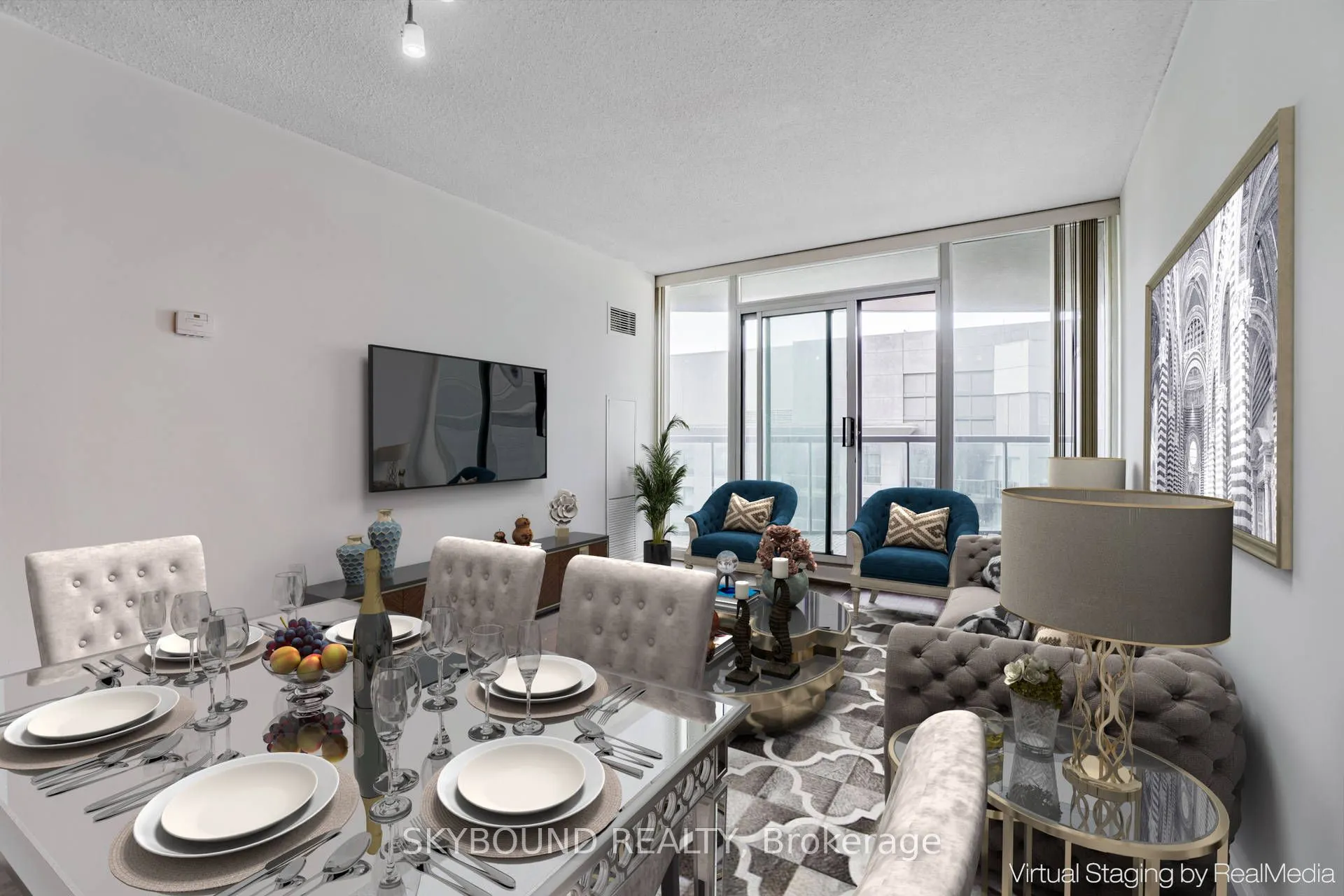 30 Grand Trunk Crescent, #2015
