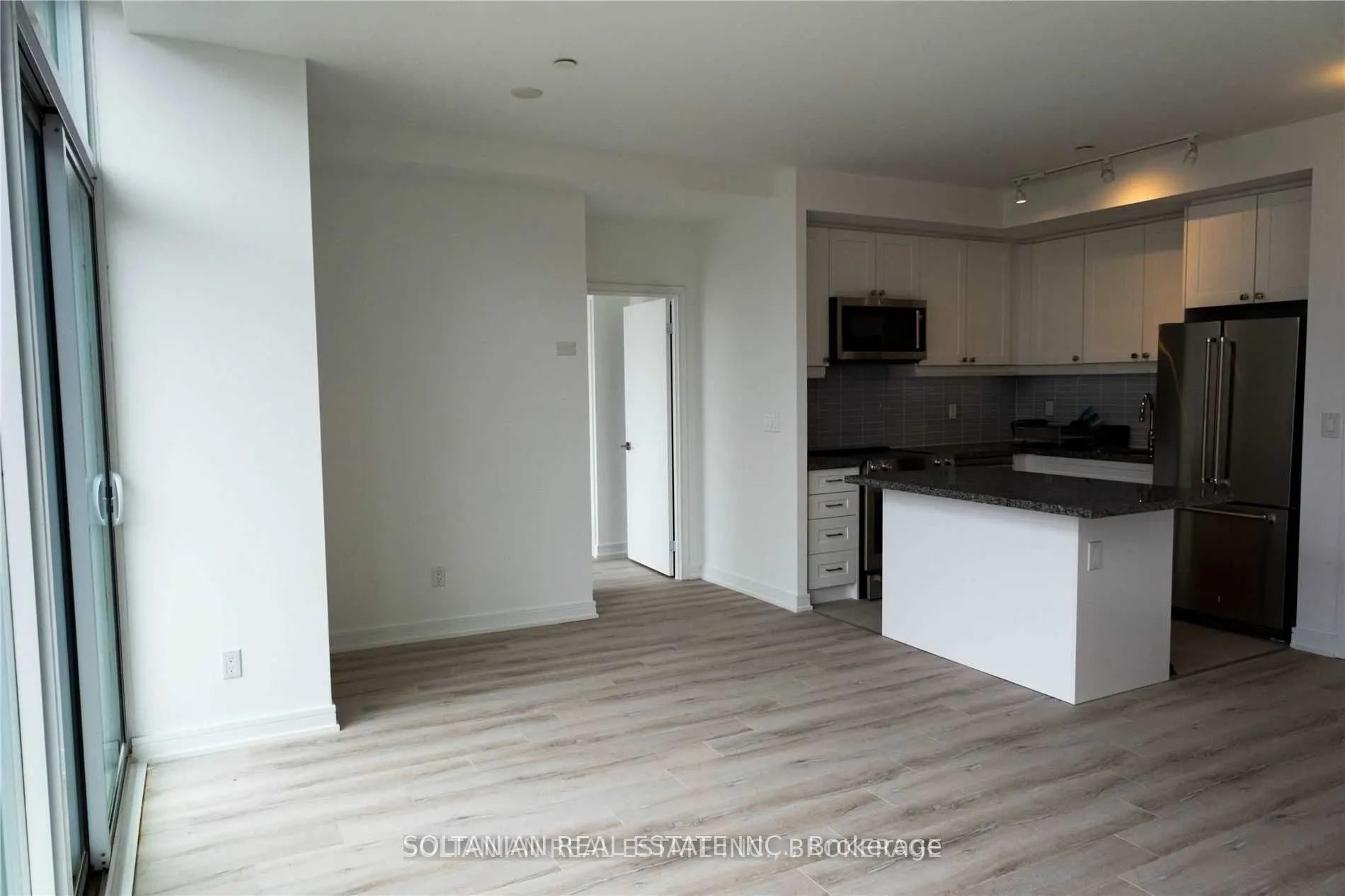 621 Sheppard Avenue E, #Gph06