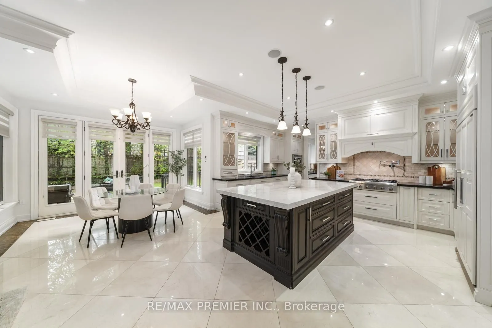117 Upper Canada Drive