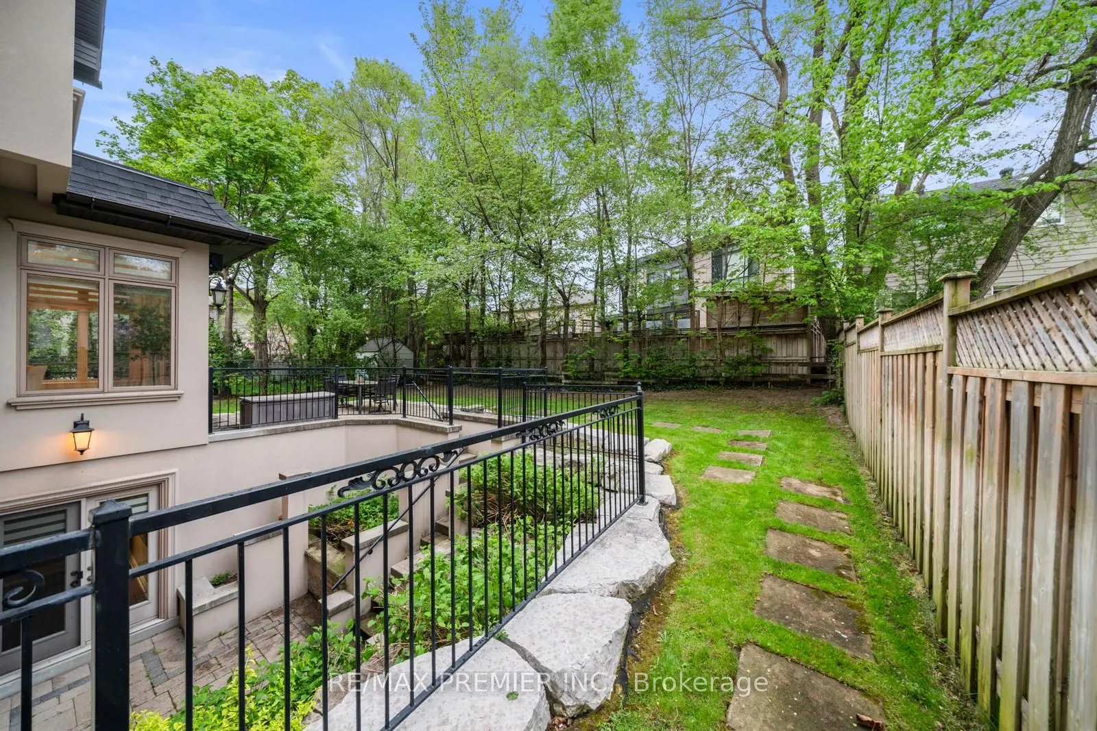 117 Upper Canada Drive