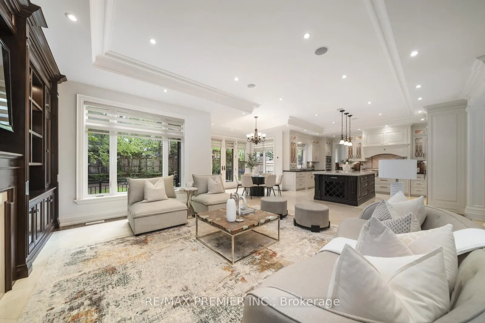 117 Upper Canada Drive