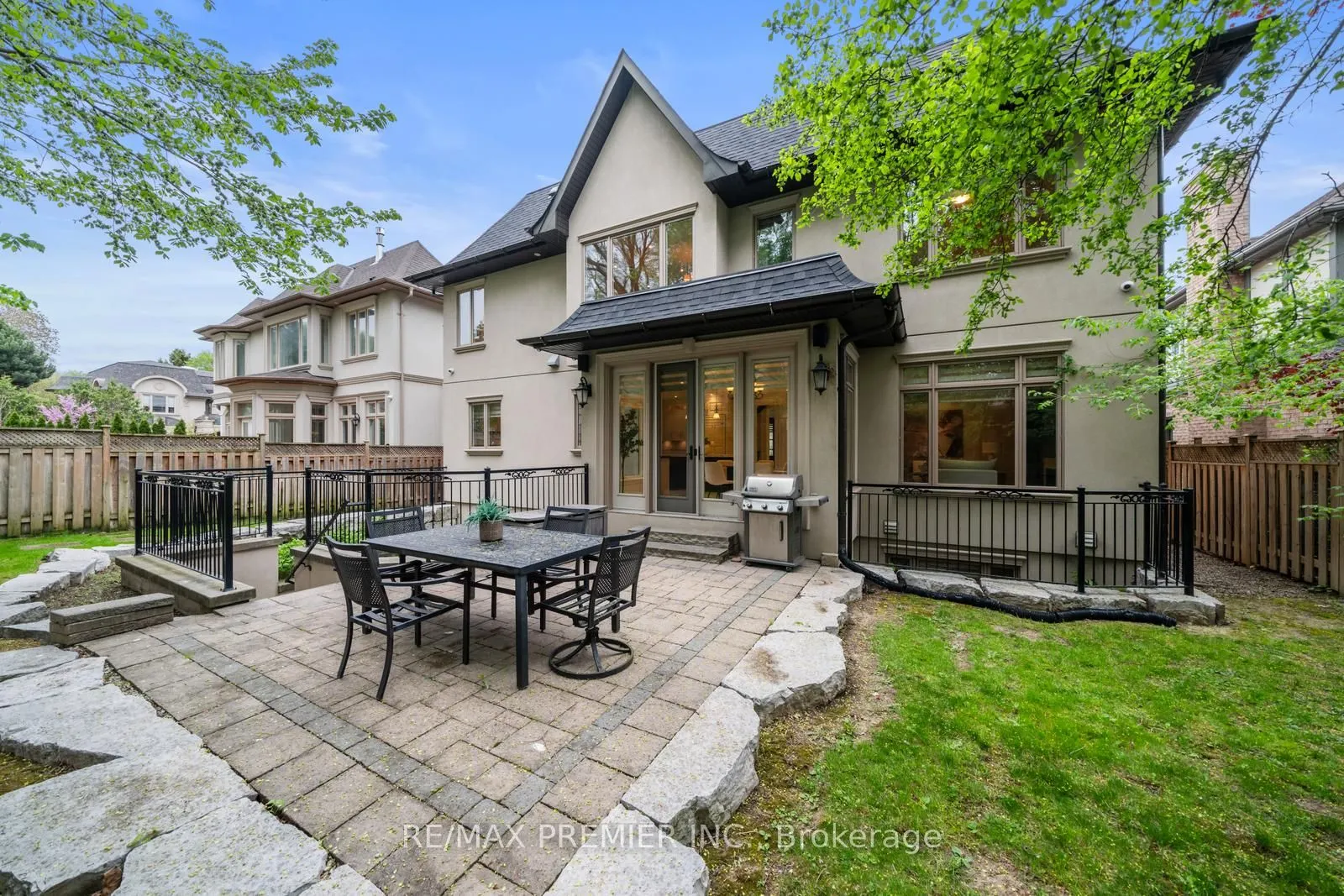 117 Upper Canada Drive