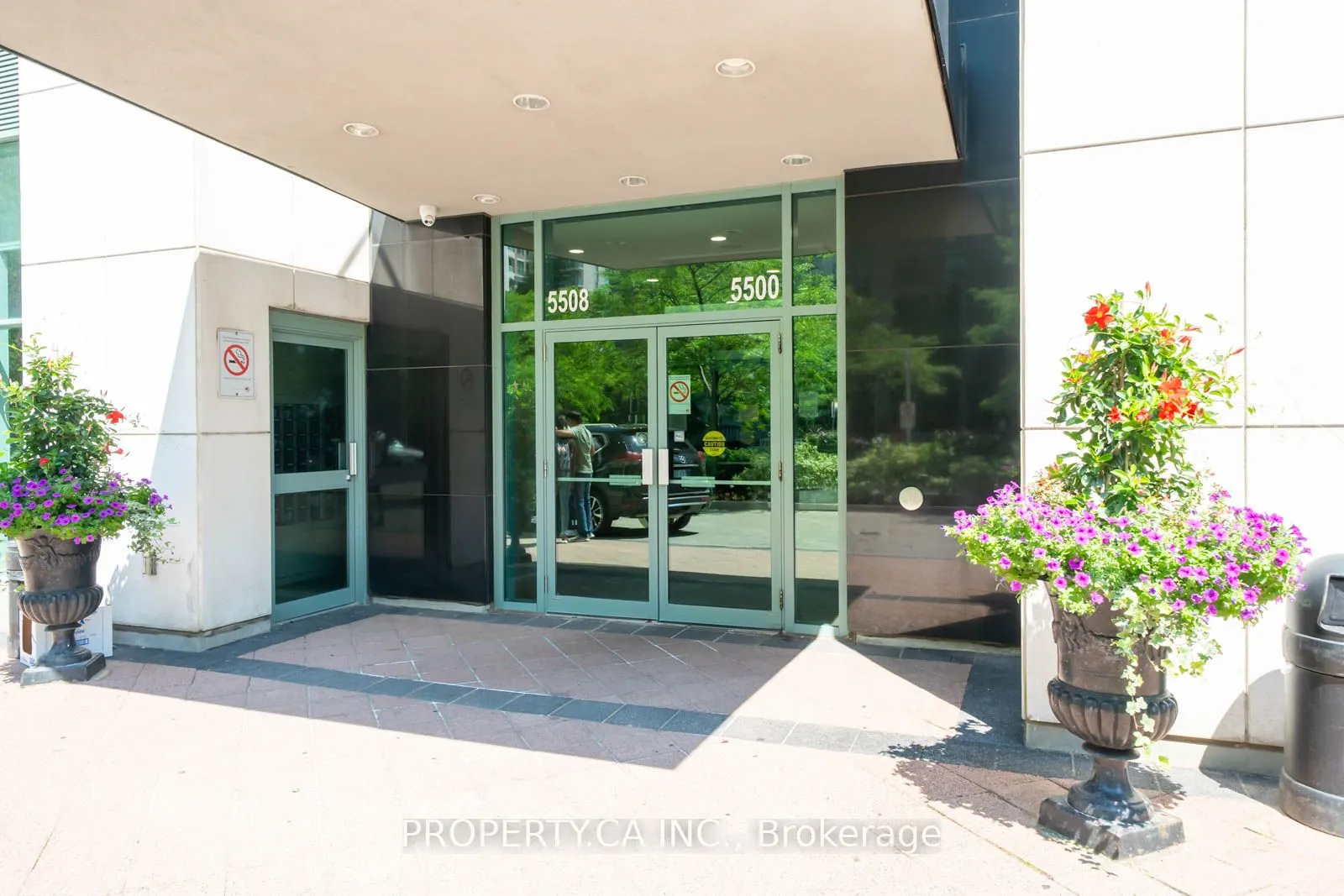5508 Yonge Street, #PH02