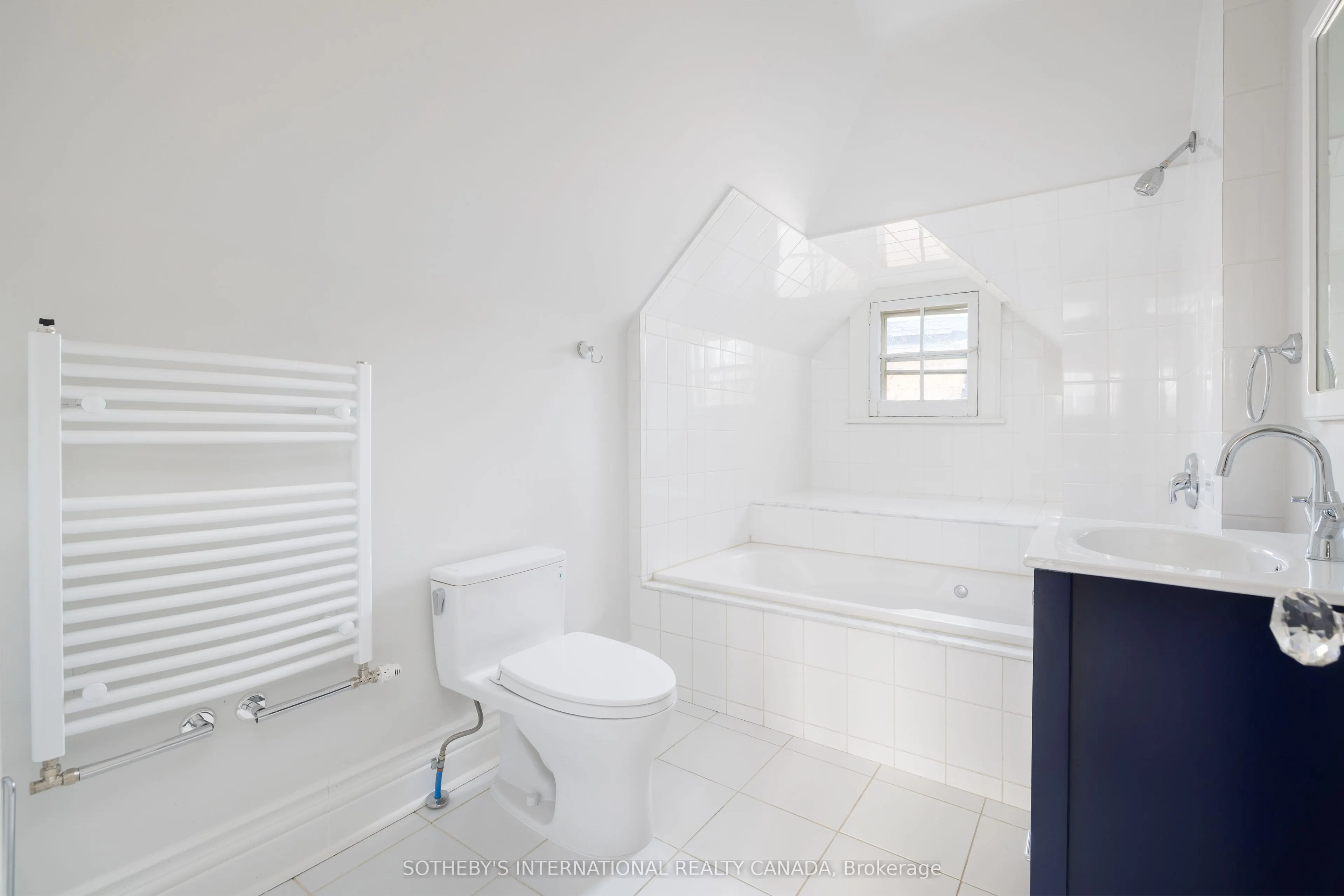 53 Clifton Road, #C