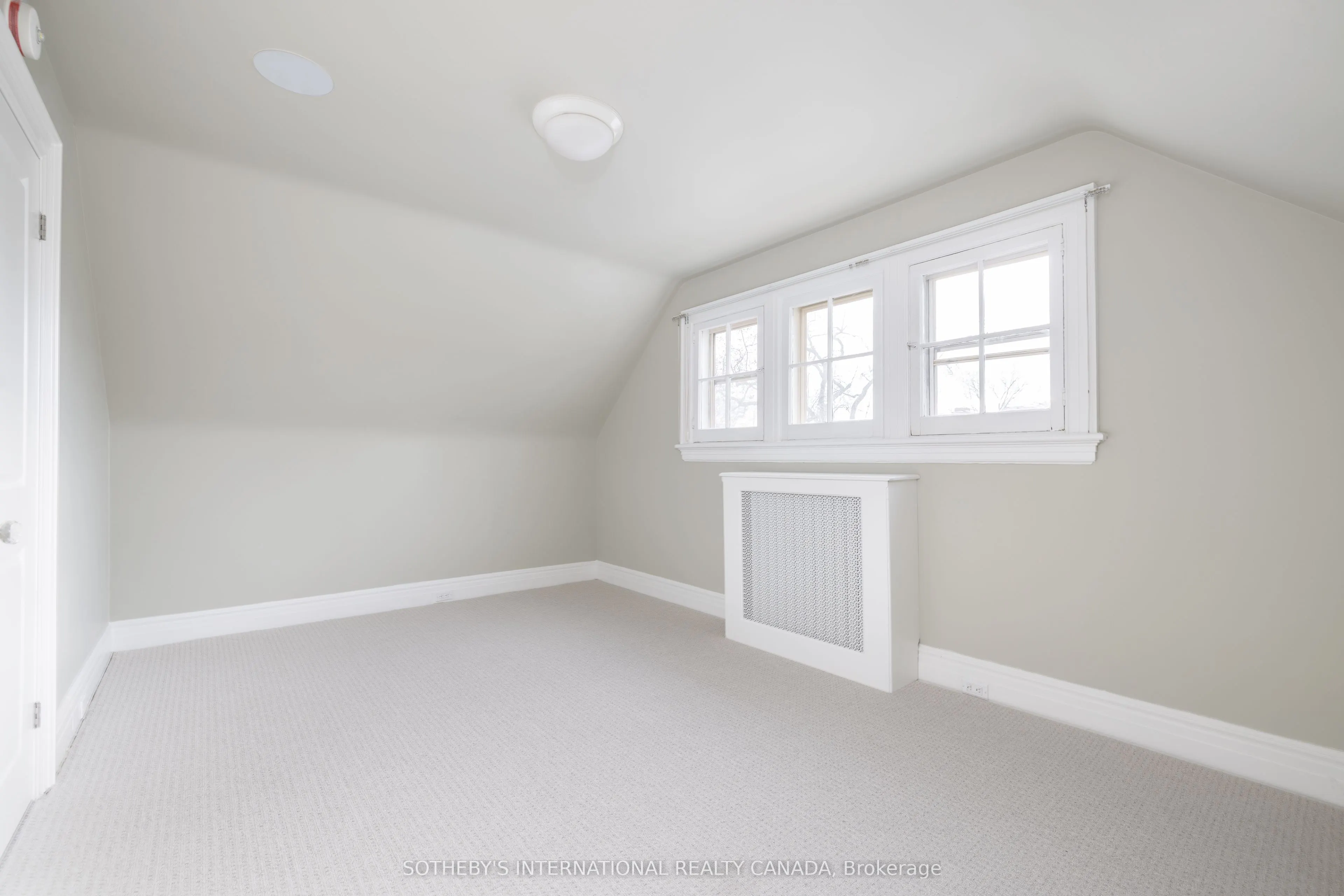 53 Clifton Road, #C