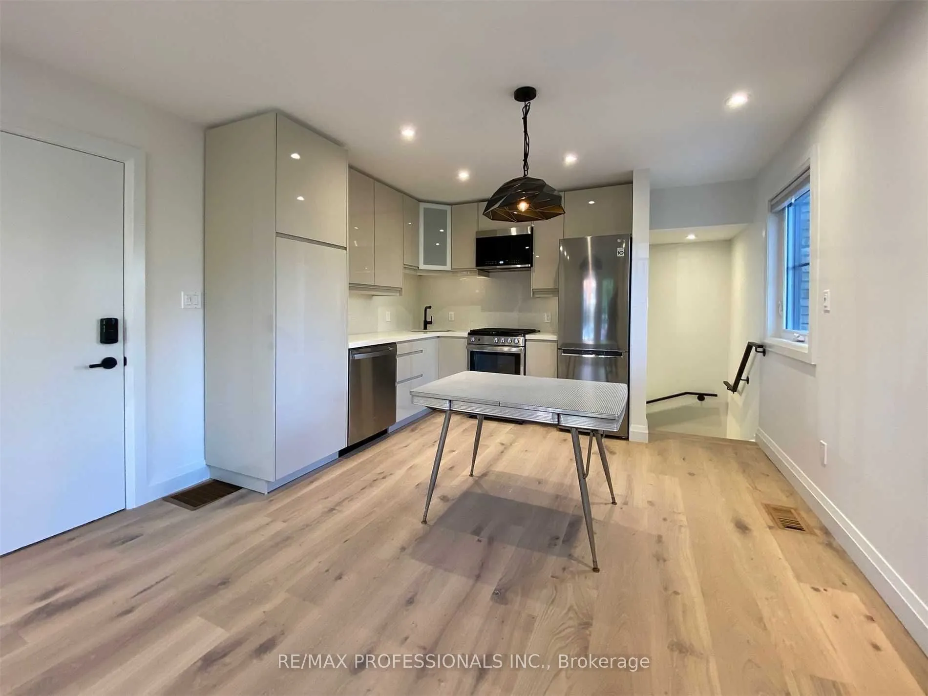41 Rolyat Street, #A