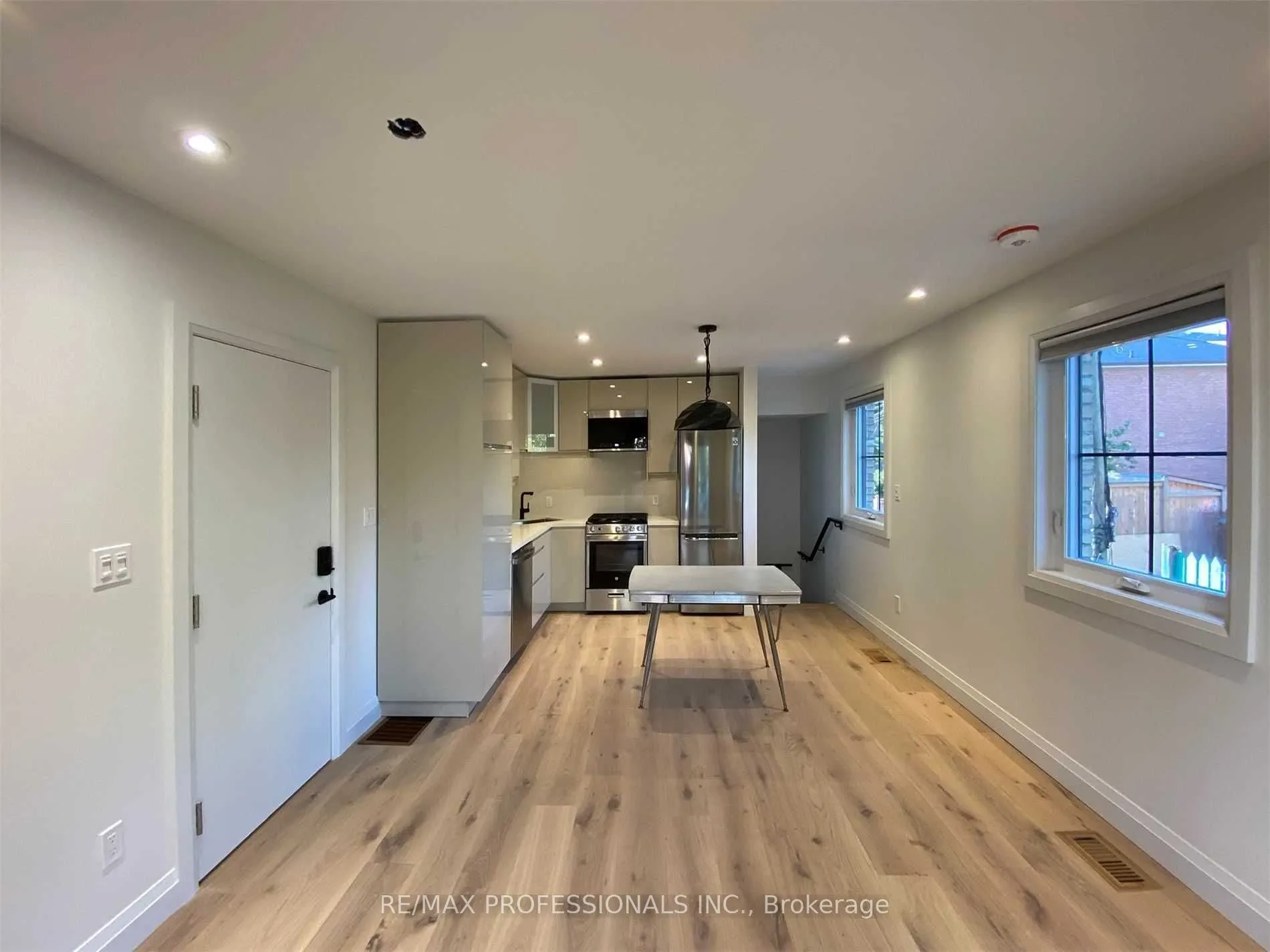 41 Rolyat Street, #A