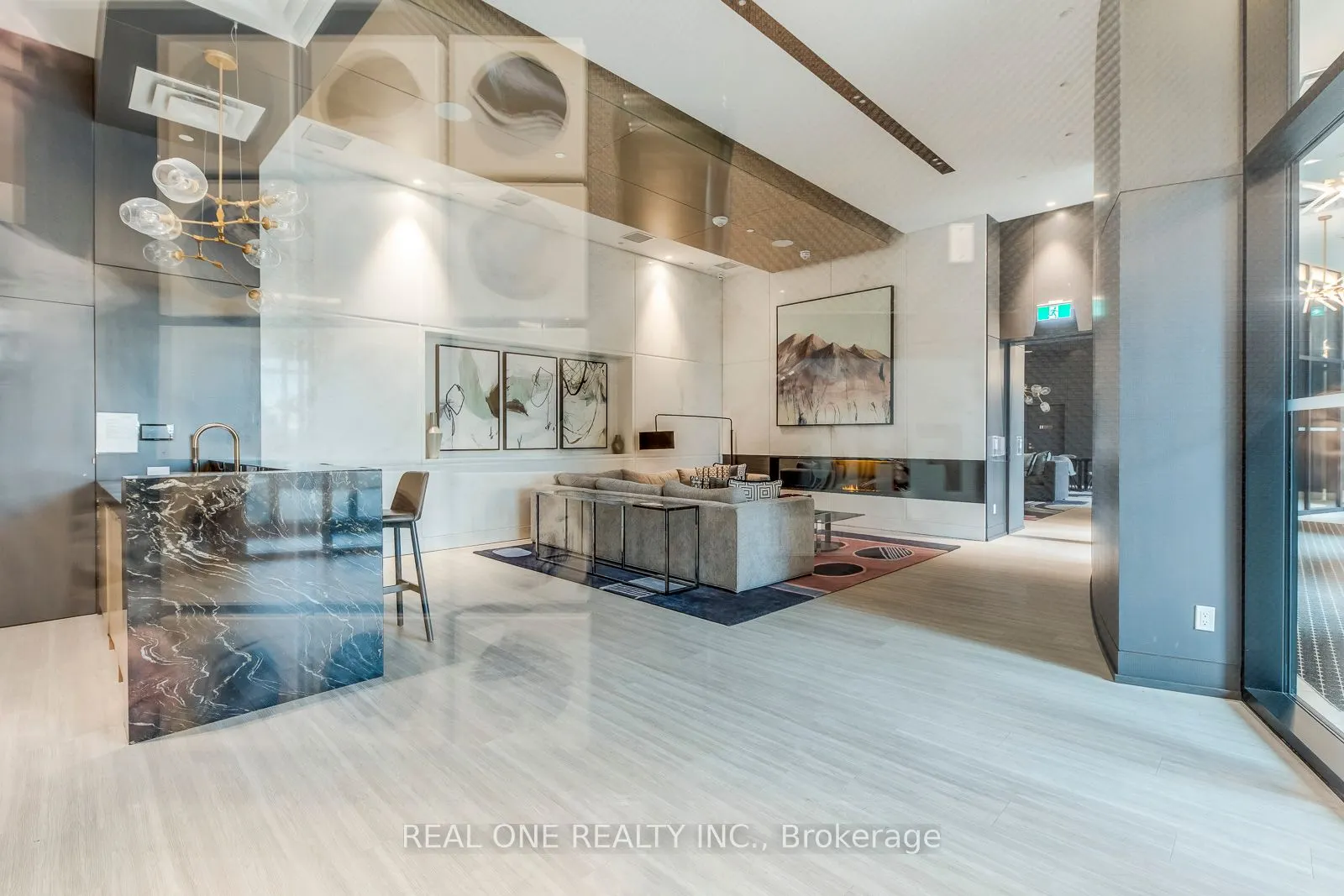 1 Edgewater Drive, #612