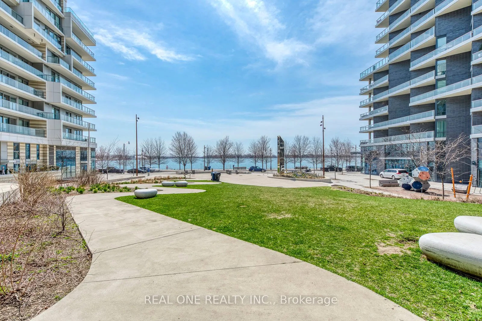1 Edgewater Drive, #612