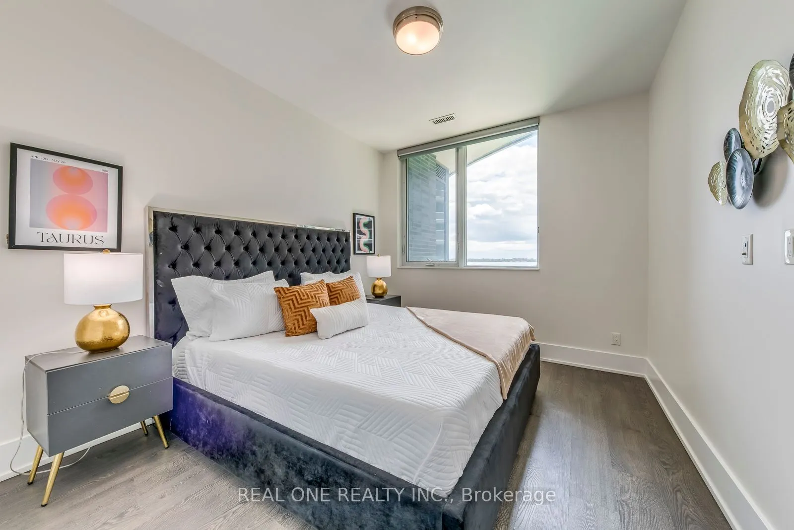 1 Edgewater Drive, #612