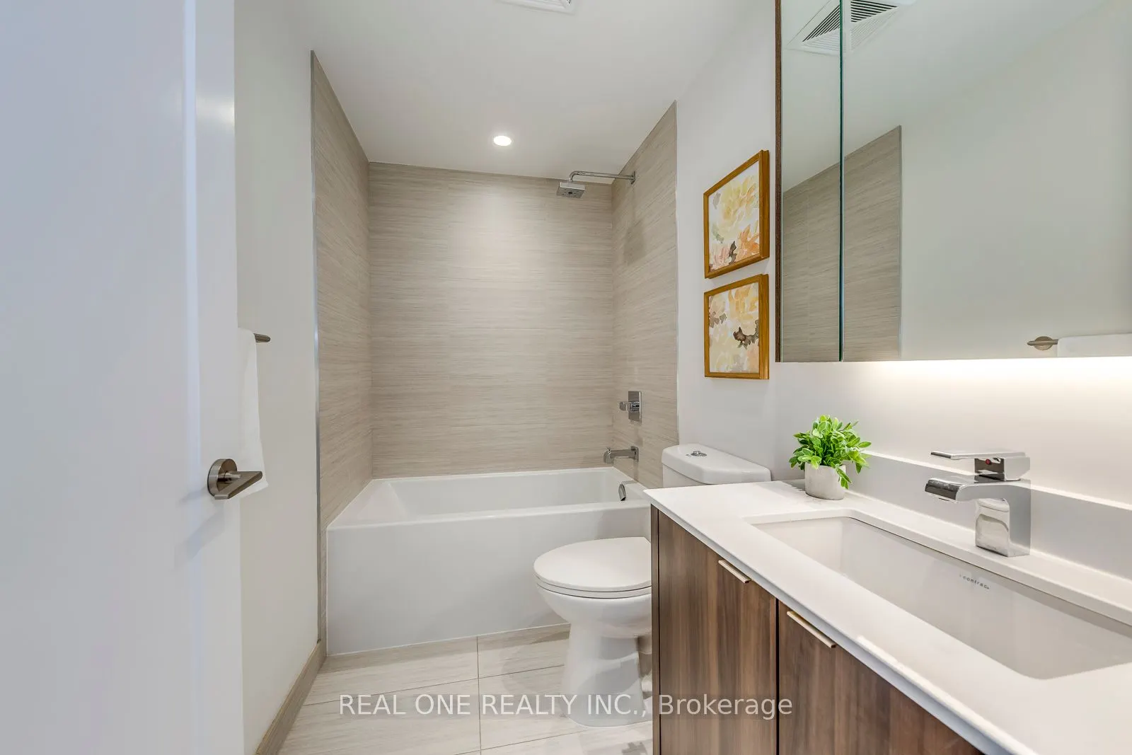 1 Edgewater Drive, #612