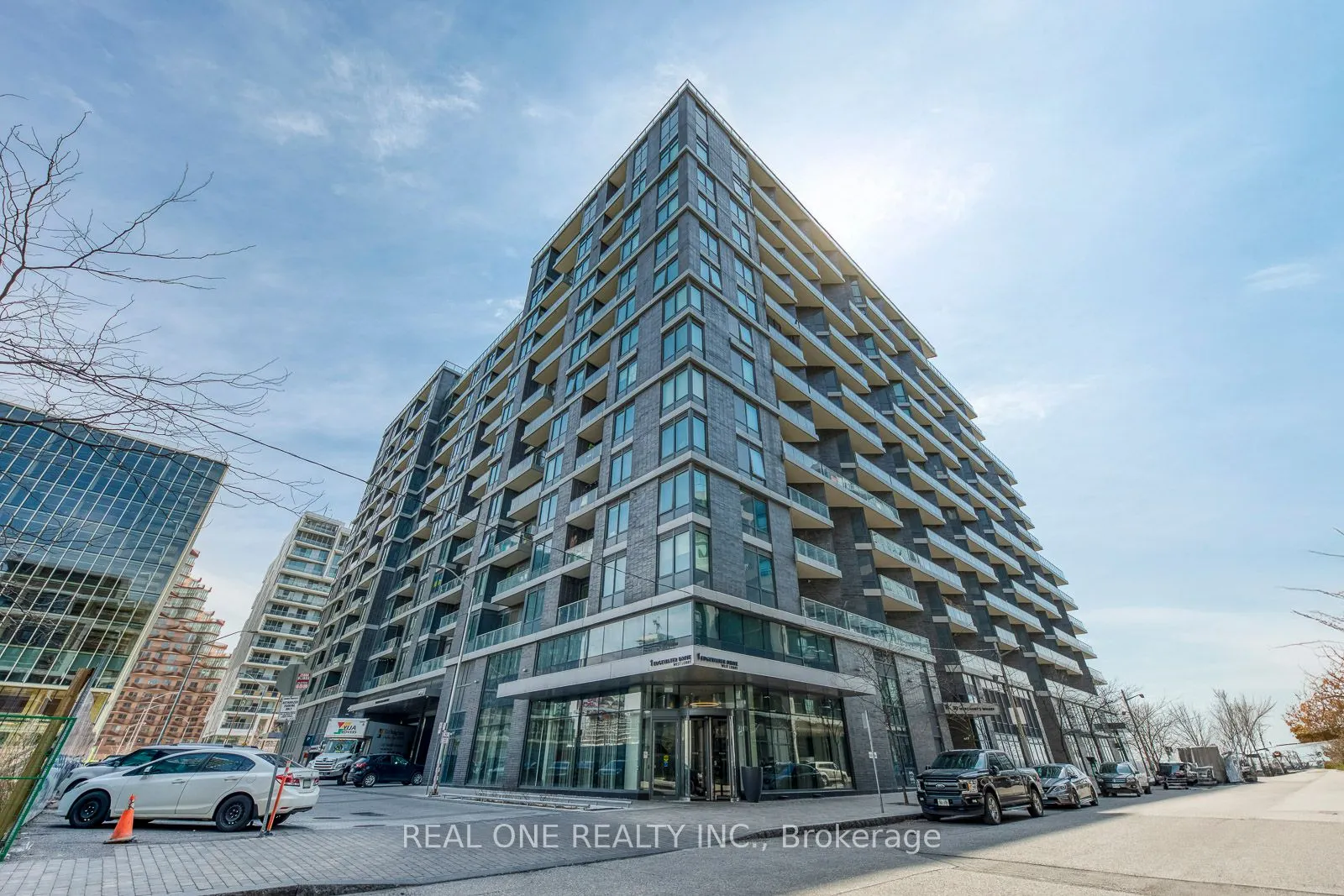 1 Edgewater Drive, #612