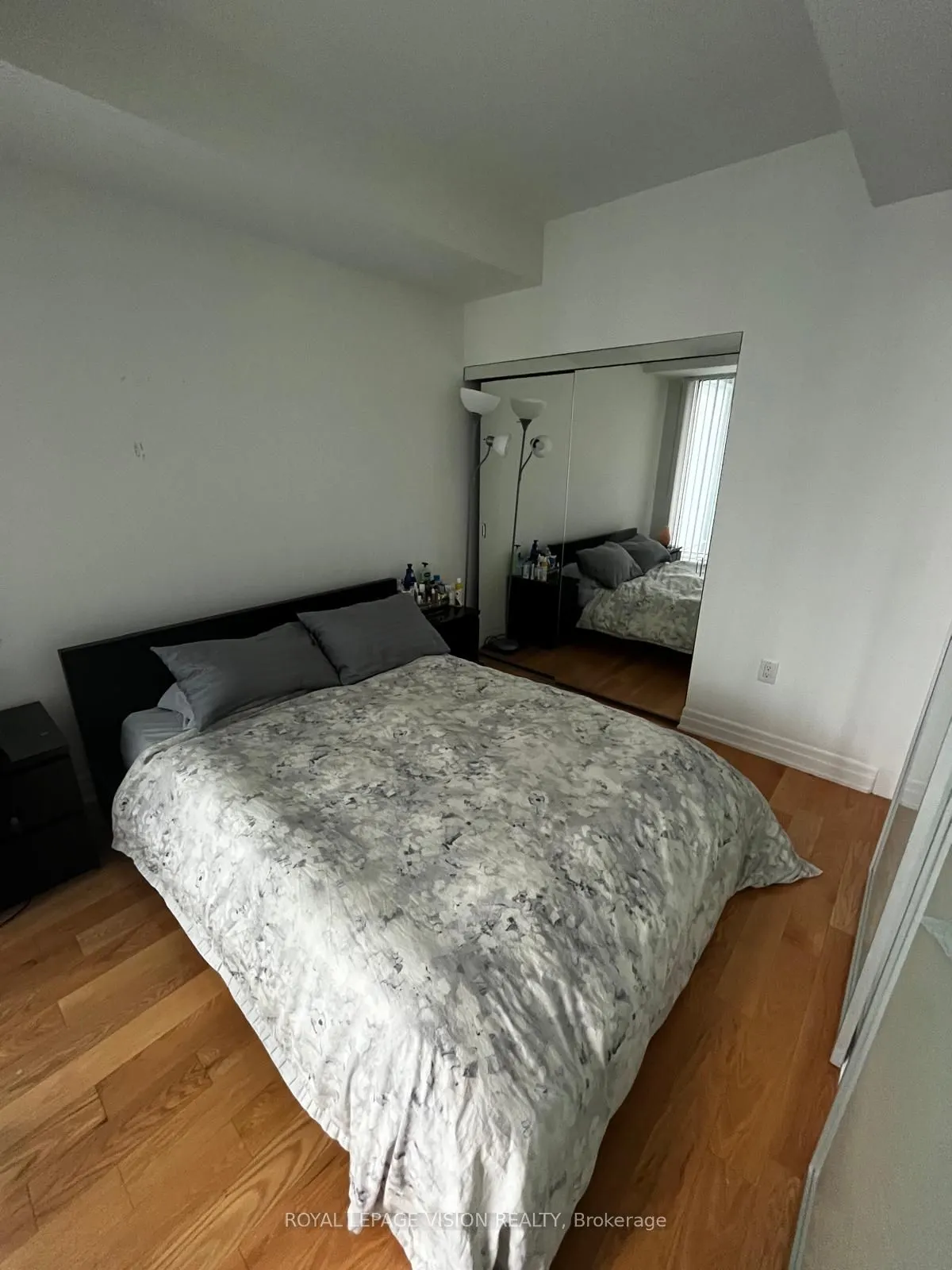8 The Esplanade Avenue, #2701