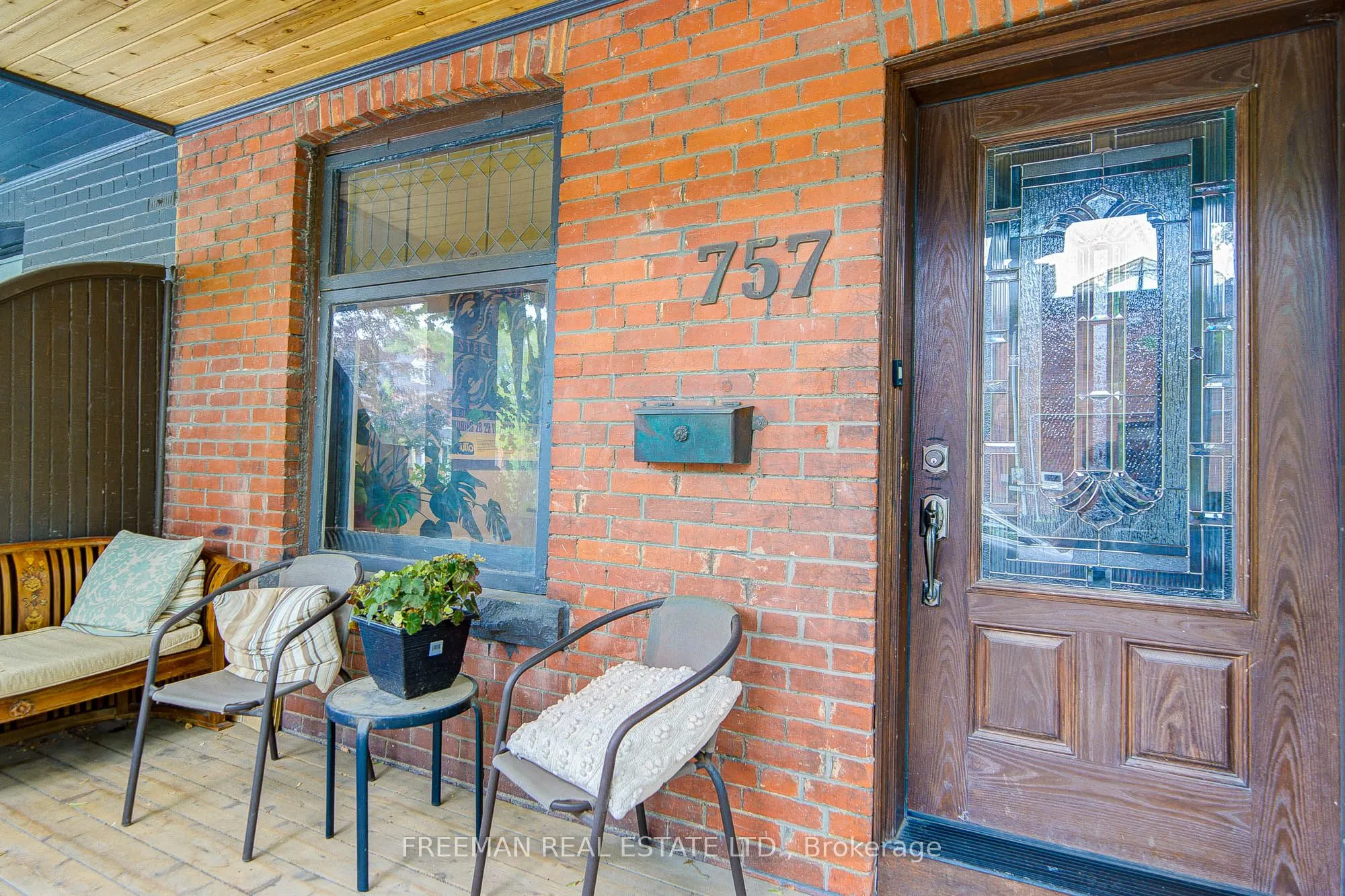 757 Manning Avenue