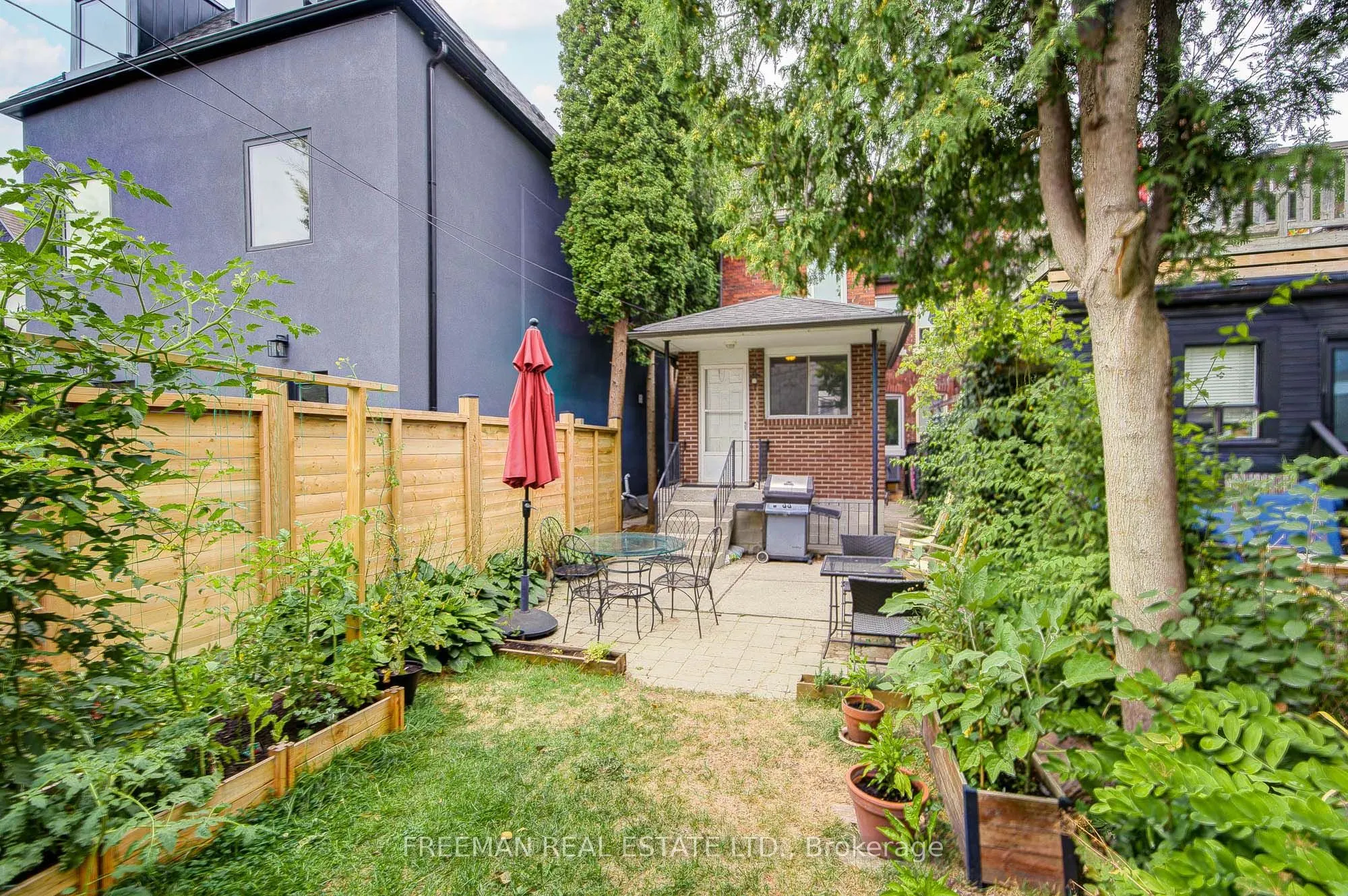 757 Manning Avenue
