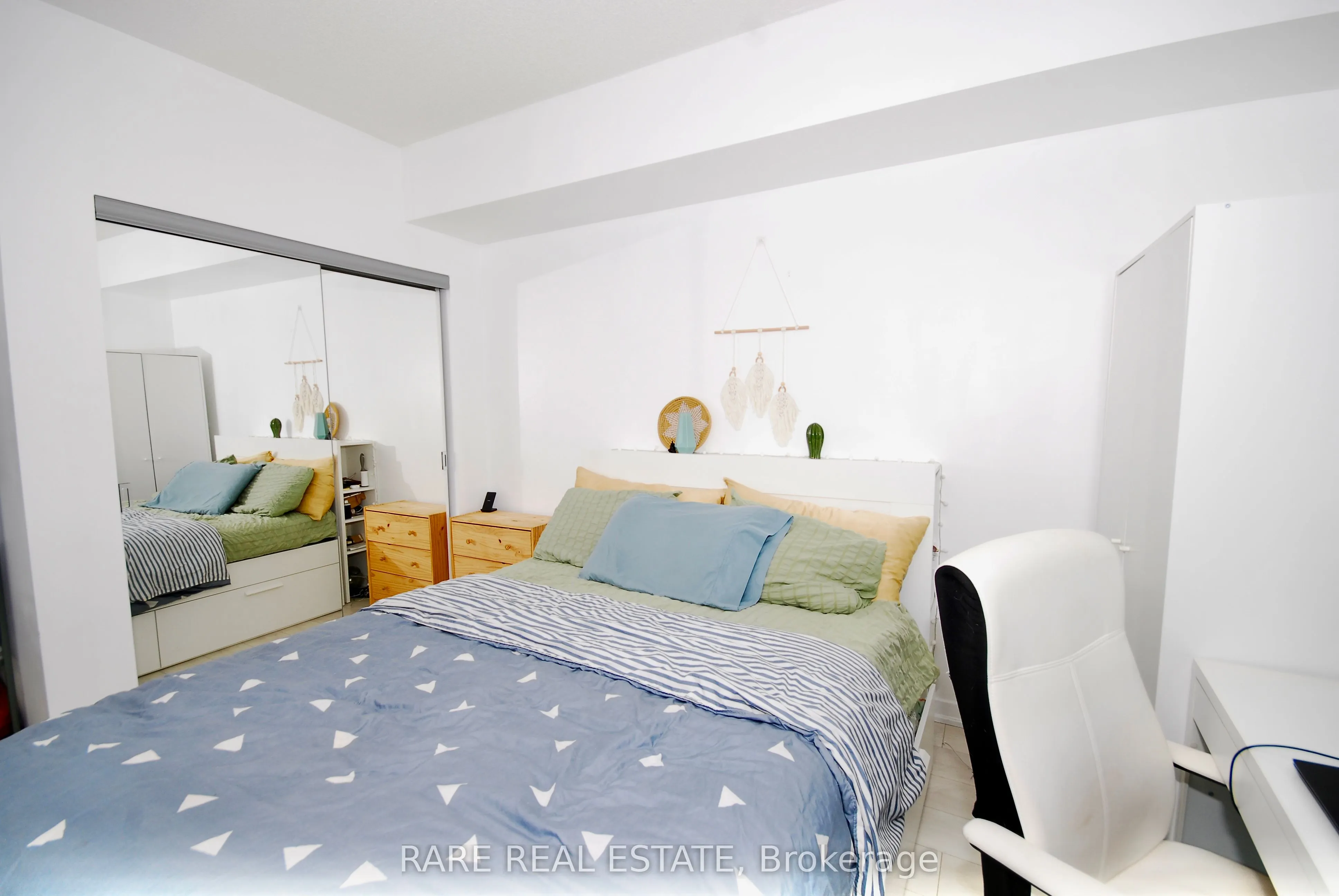69 Lynn Williams Street, #610