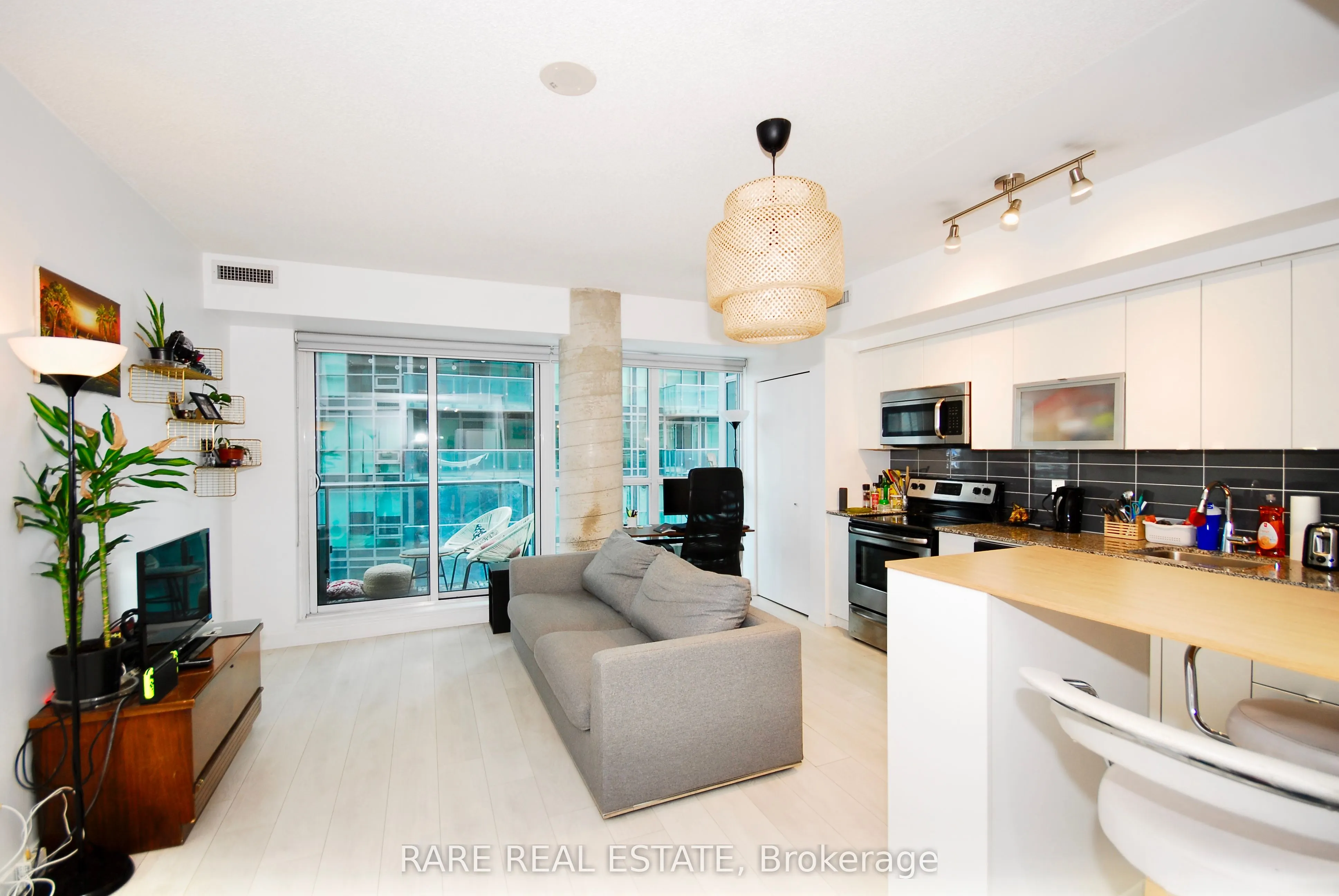 69 Lynn Williams Street, #610