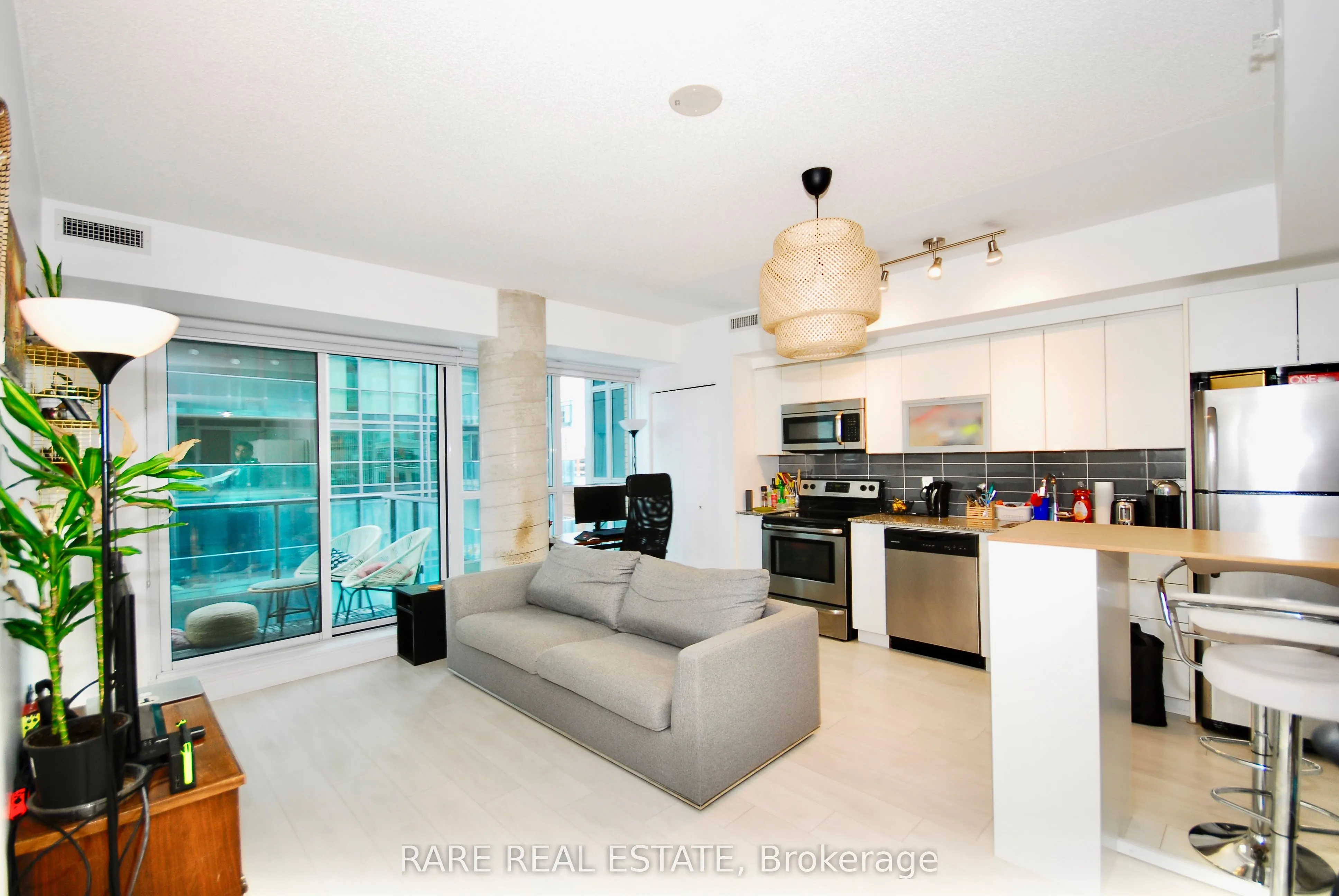 69 Lynn Williams Street, #610