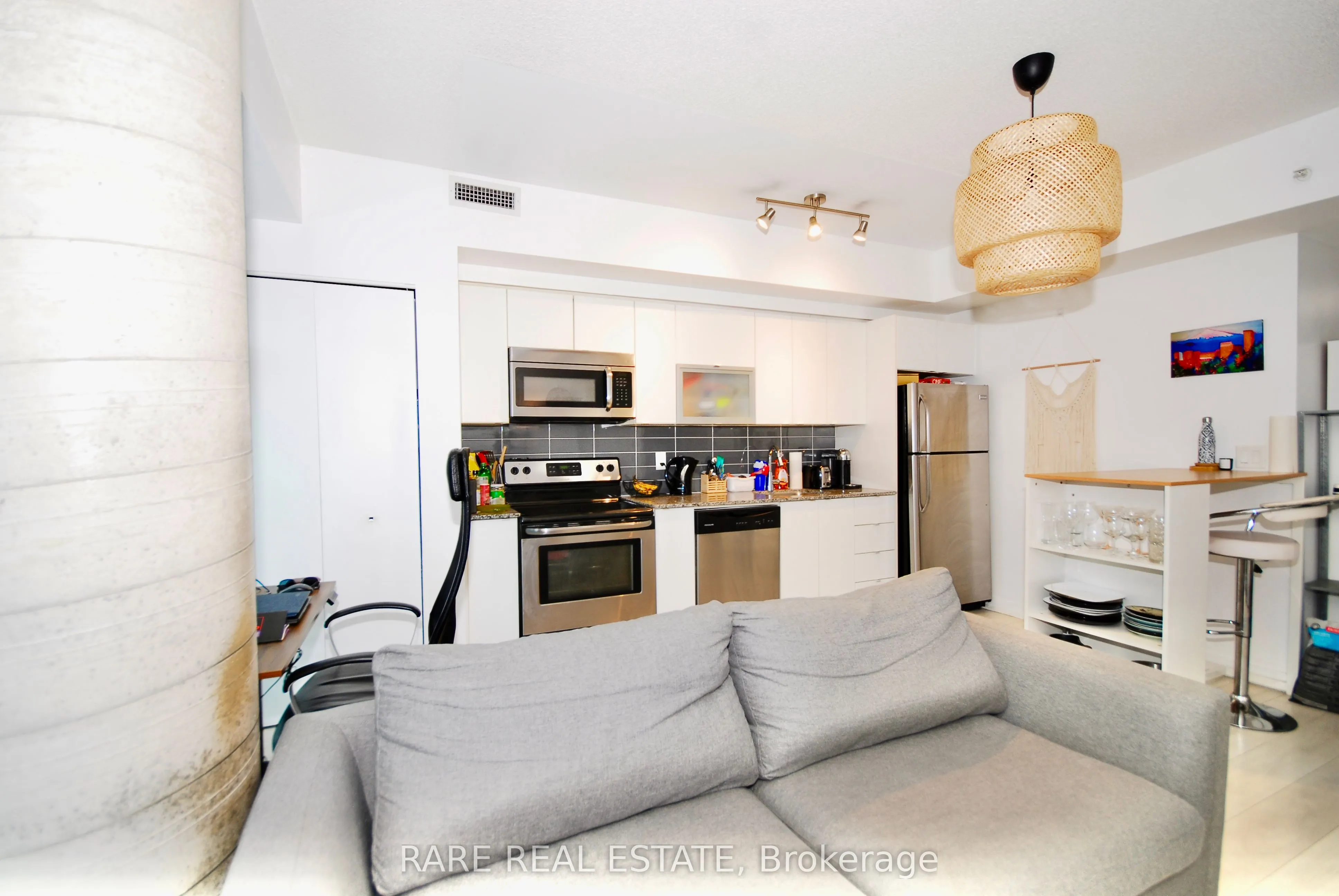 69 Lynn Williams Street, #610